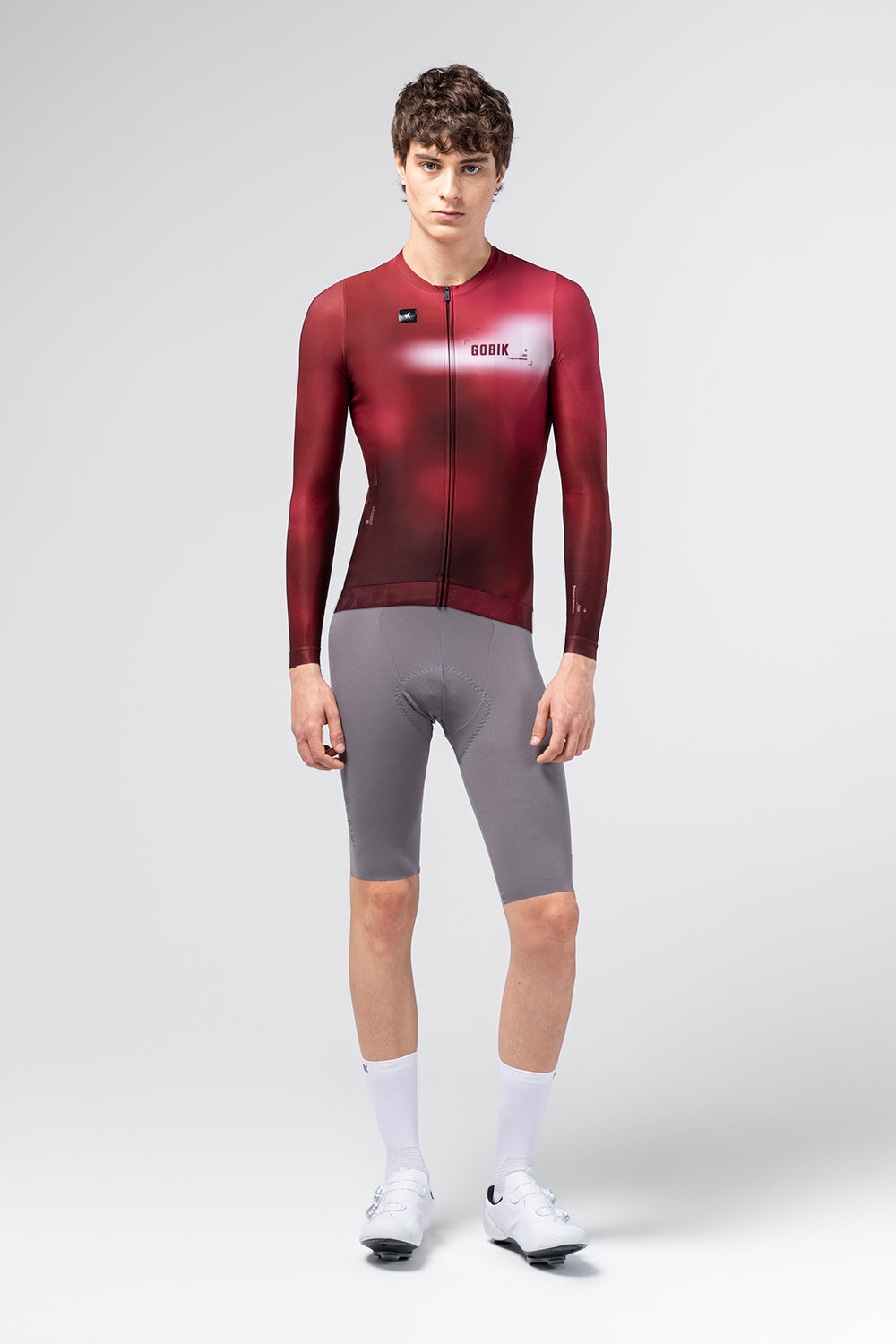 Maillot Gobik Vanquish en Monarch, vista frontal sobre modelo #Color_Monarch