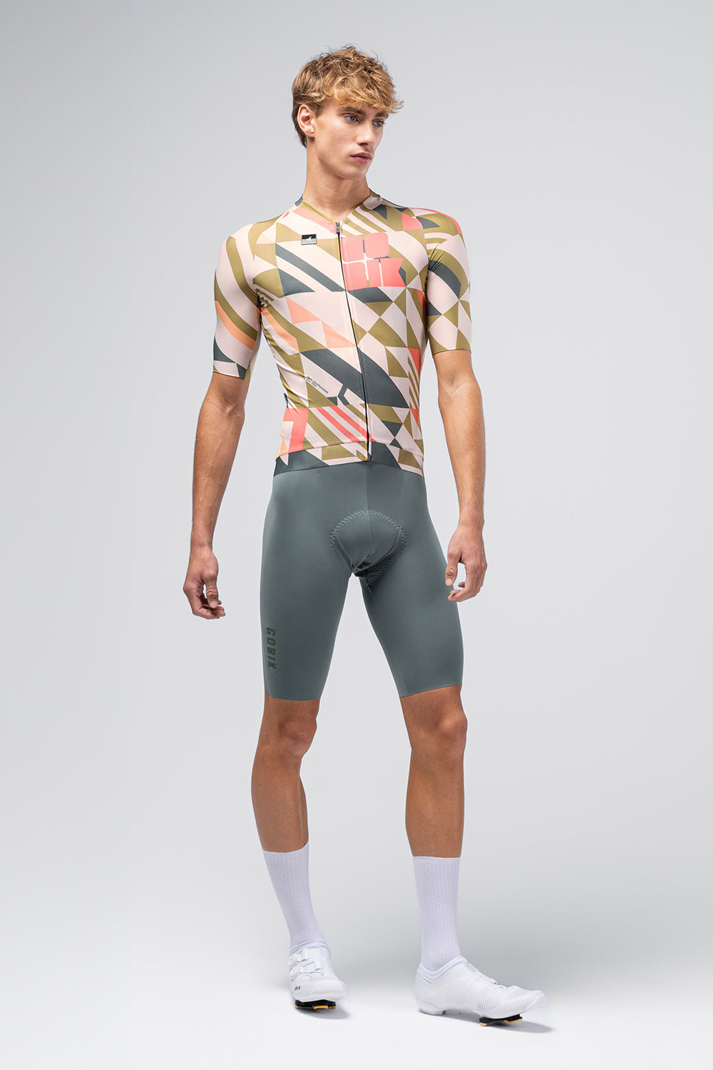 Maillot Gobik CX Pro 4.0 en Joint, vista frontal sobre modelo #Color_Joint