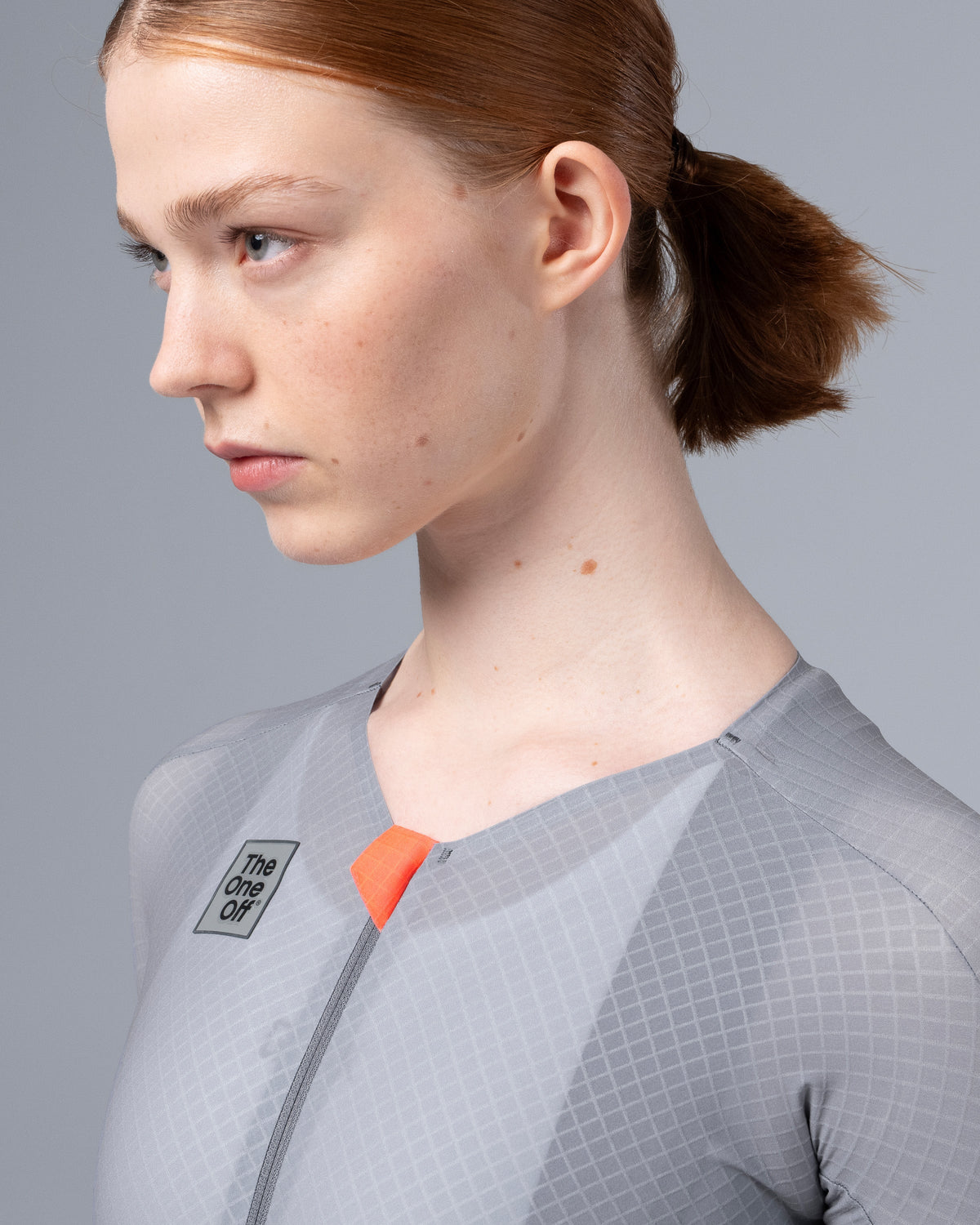 #Color_FUTURE GRAY
