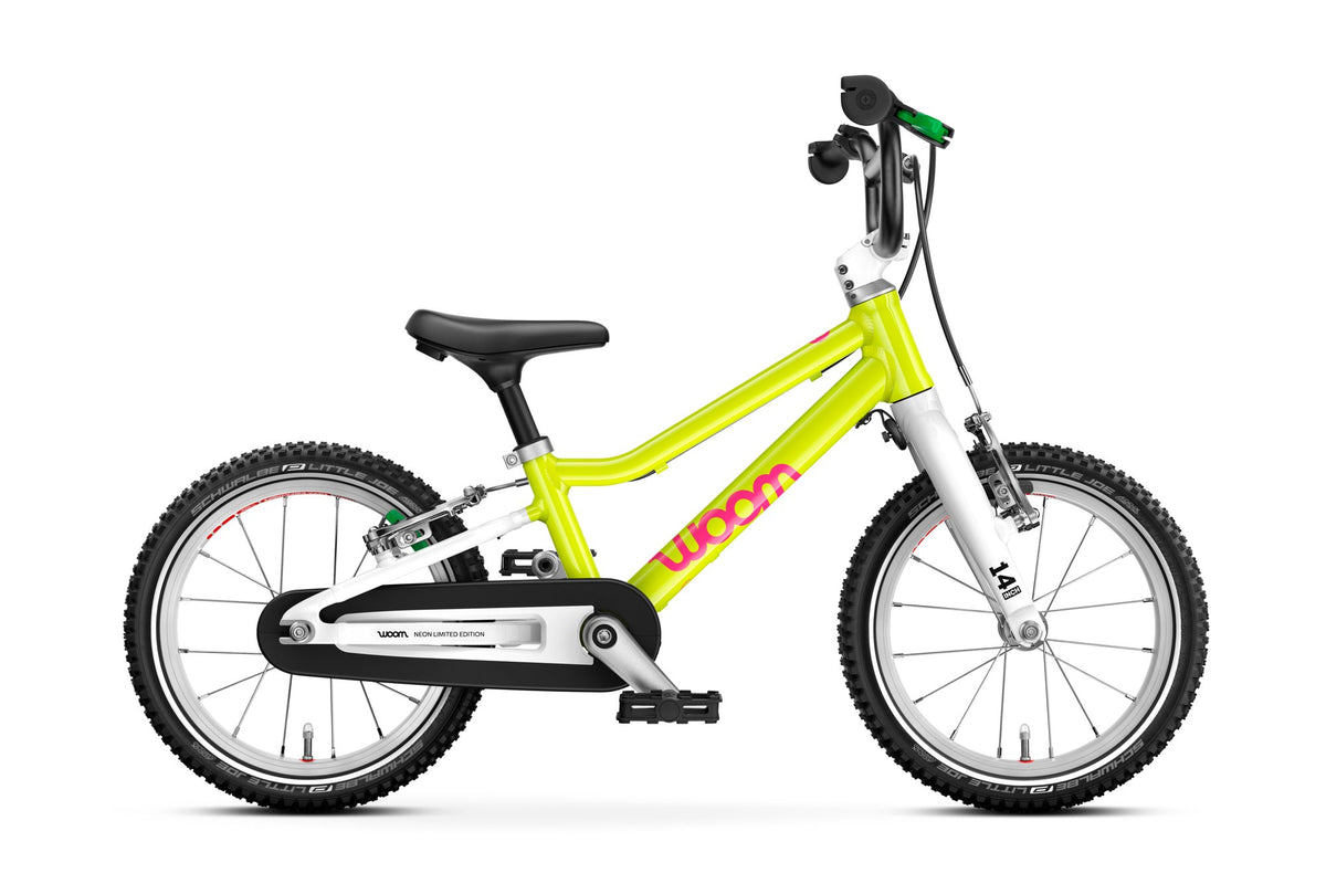 Bicicleta infantil WOOM GO 2 en Lima neón, perspectiva #Color_Lima neón