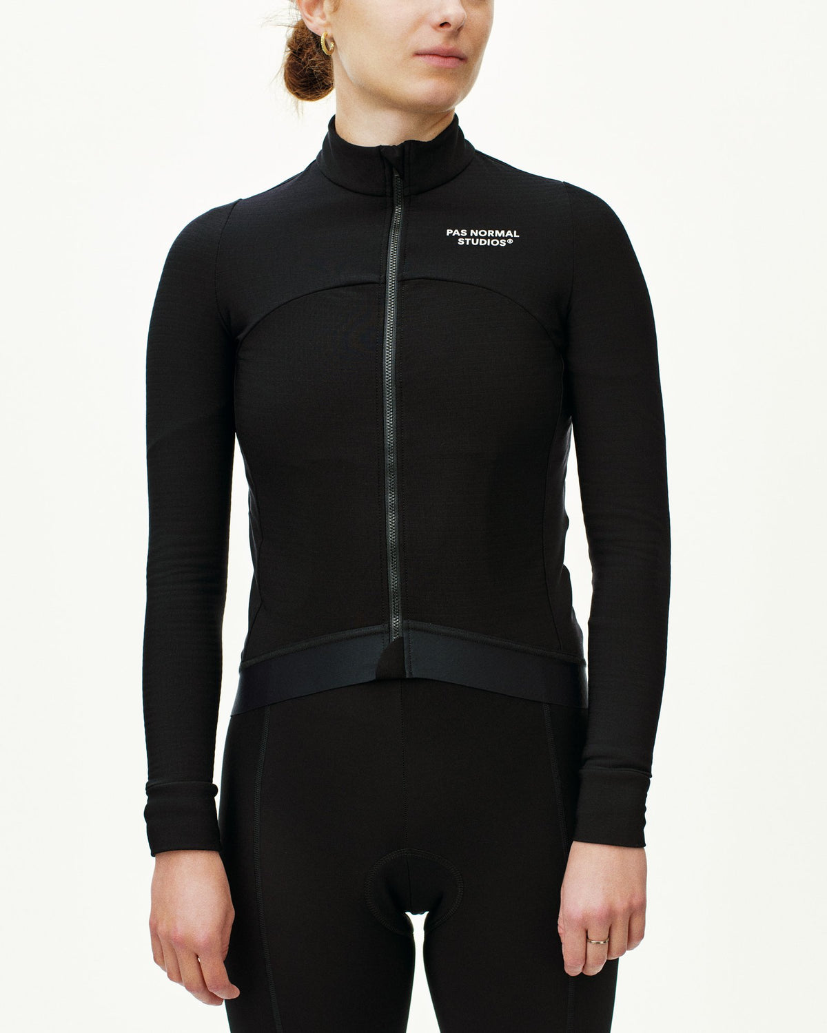 Maillot largo mujer Pas Normal Studios Essential en Black, foto de modelo frontal #Color_Black
