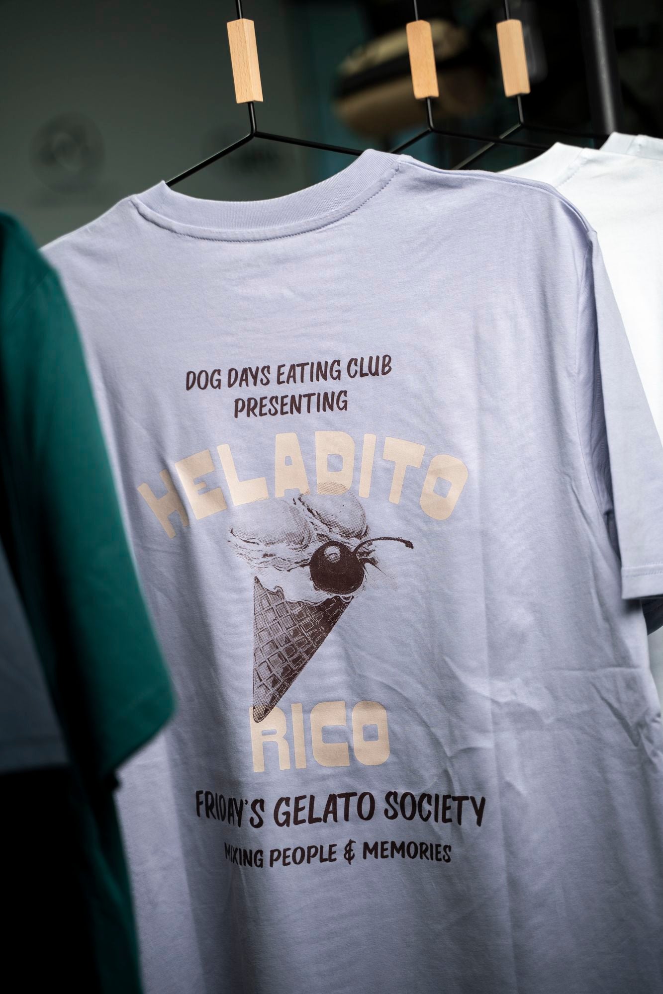 Camiseta Dog Days Heladito Rico Lavanda