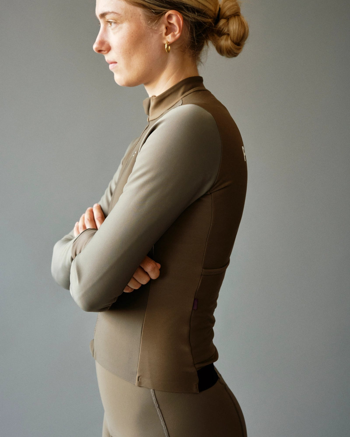 Maillot Mujer Pas Normal Studios Mechanism Thermal en Earth / Dark Stone, vista de detalle #Color_Earth / Dark Stone