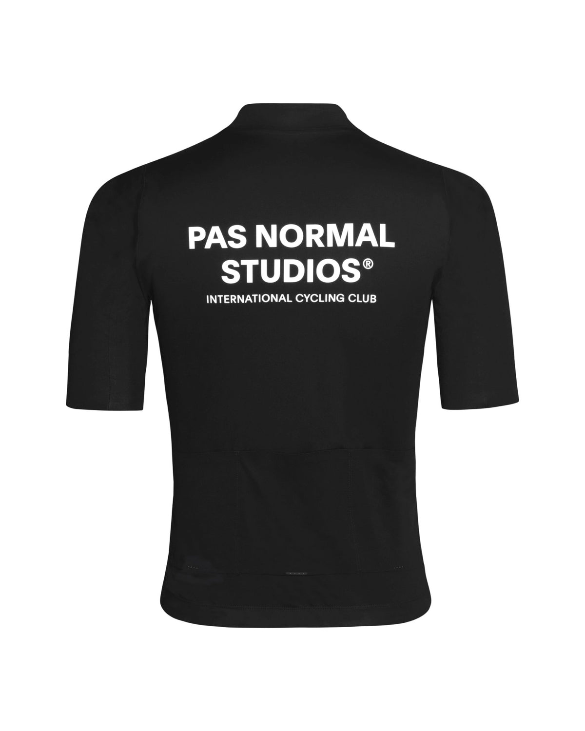 Maillot impermeable Pas Normal Studios Mechanism Pro Rain en Black, vista trasera #Color_Black