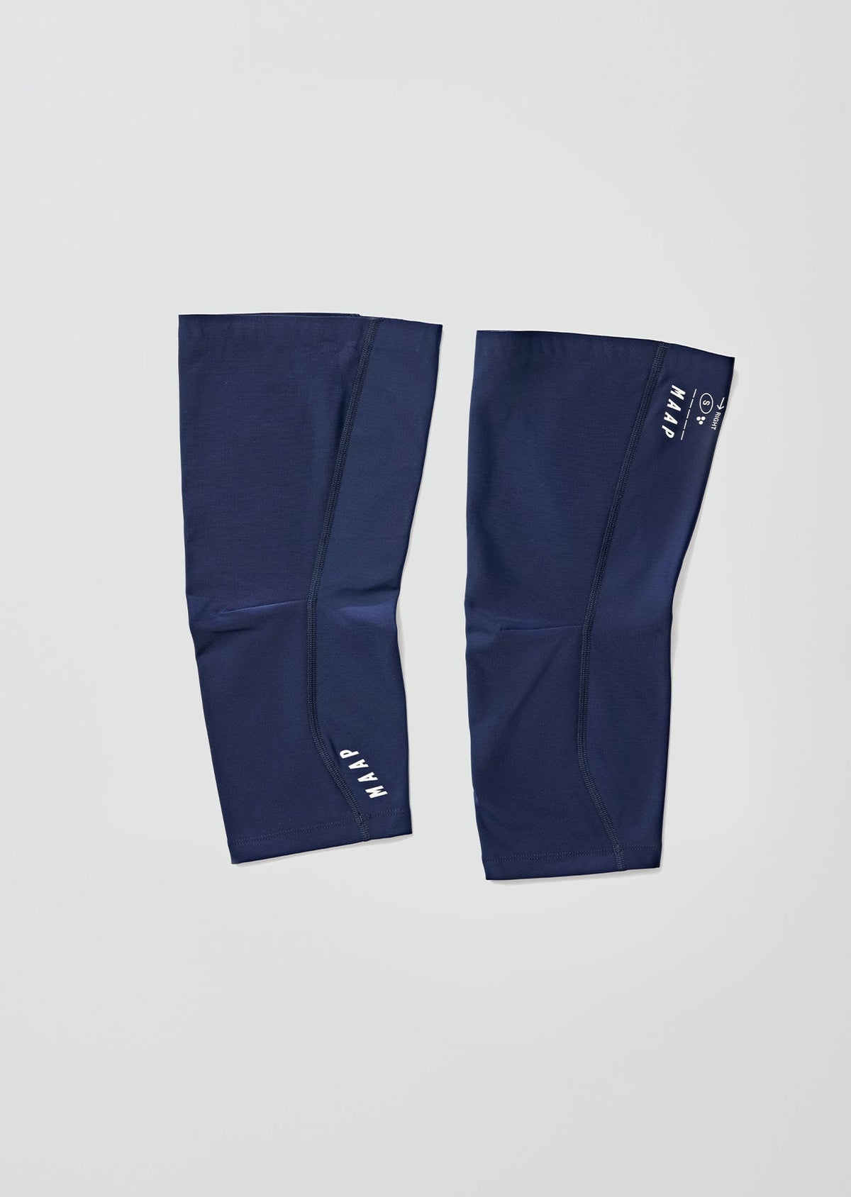 Calentadores de rodilla MAAP Base Knee Warmers en Navy, imagen principal #Color_Navy