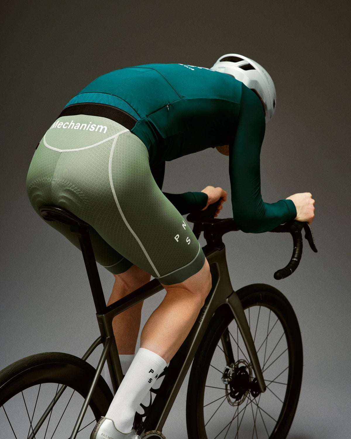 Maillot Largo Pas Normal Studios Mechanism en Dark Petroleum, en ruta #Color_Dark Petroleum