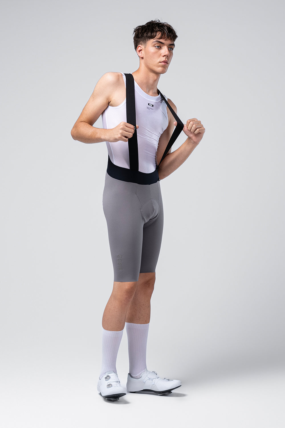 Culotte Corto Gobik X en Kettle, vista lateral sobre modelo #Color_Kettle