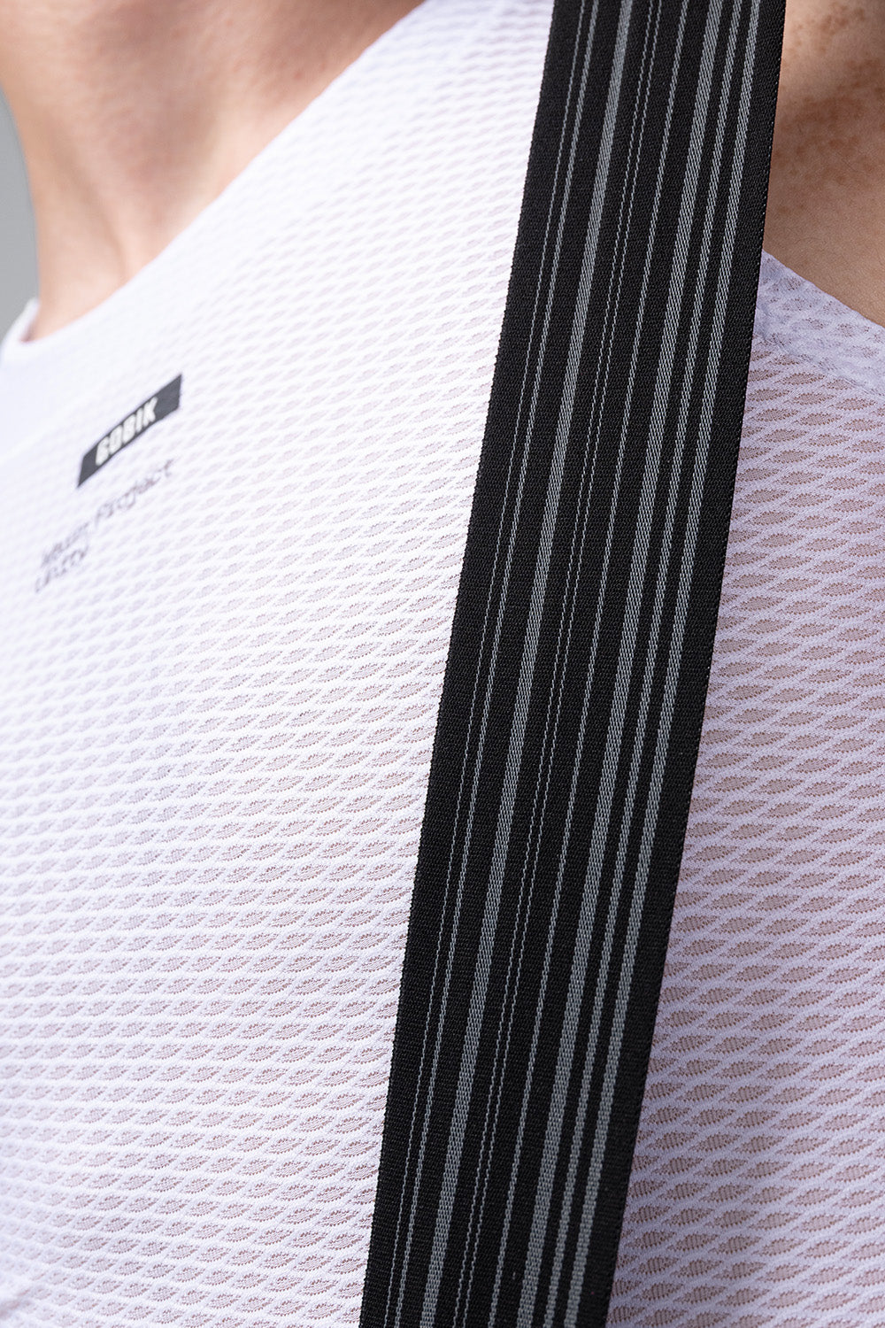 Culotte Corto Gobik X en Liberty, detalle de las cintas de los hombros #Color_Liberty