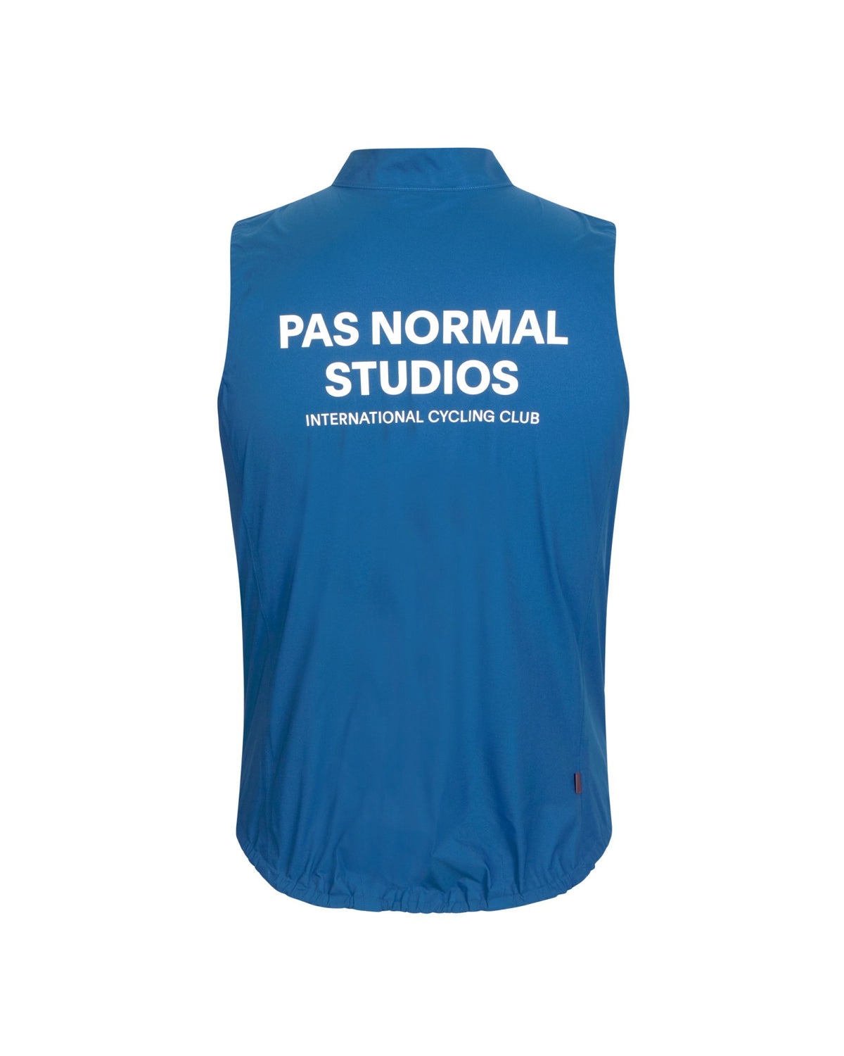 Chaleco impermeable Pas Normal Studios Mechanism Rain en Dark Blue, vista trasera #Color_Dark Blue