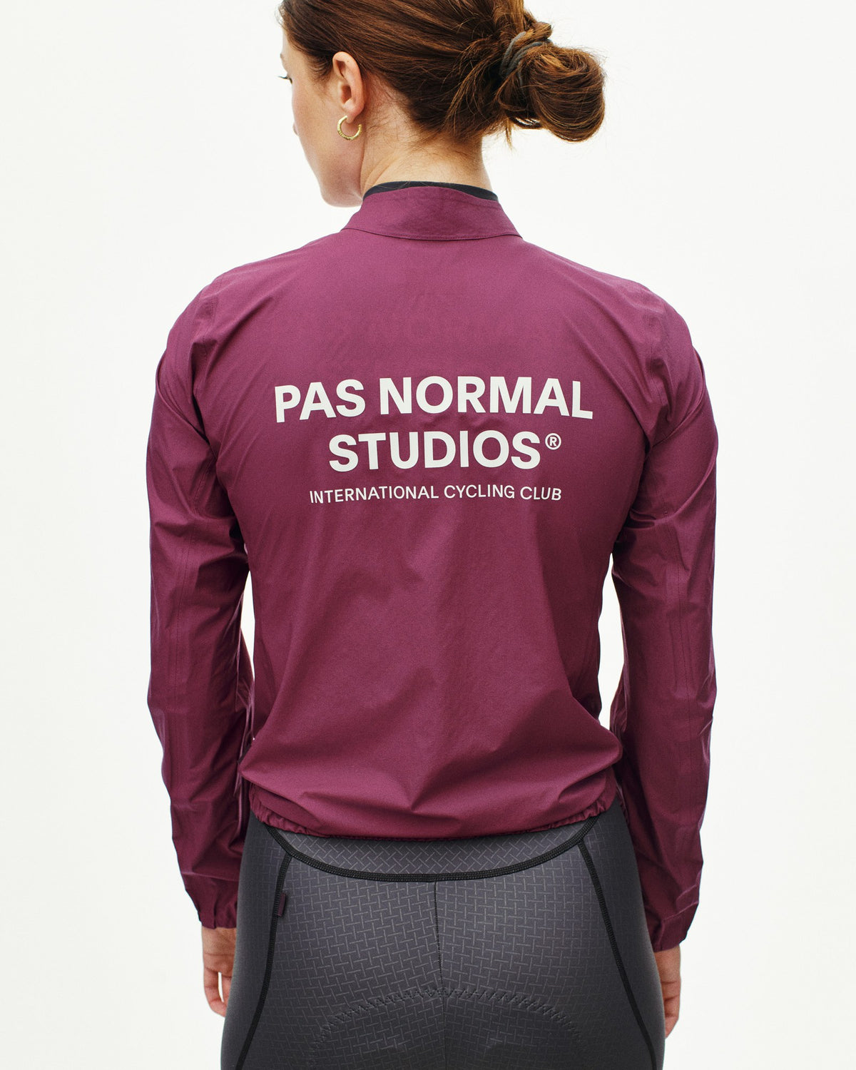 Chaqueta Mujer Pas Normal Studios Mechanism Rain, vista lateral, color Plum #Color_Plum