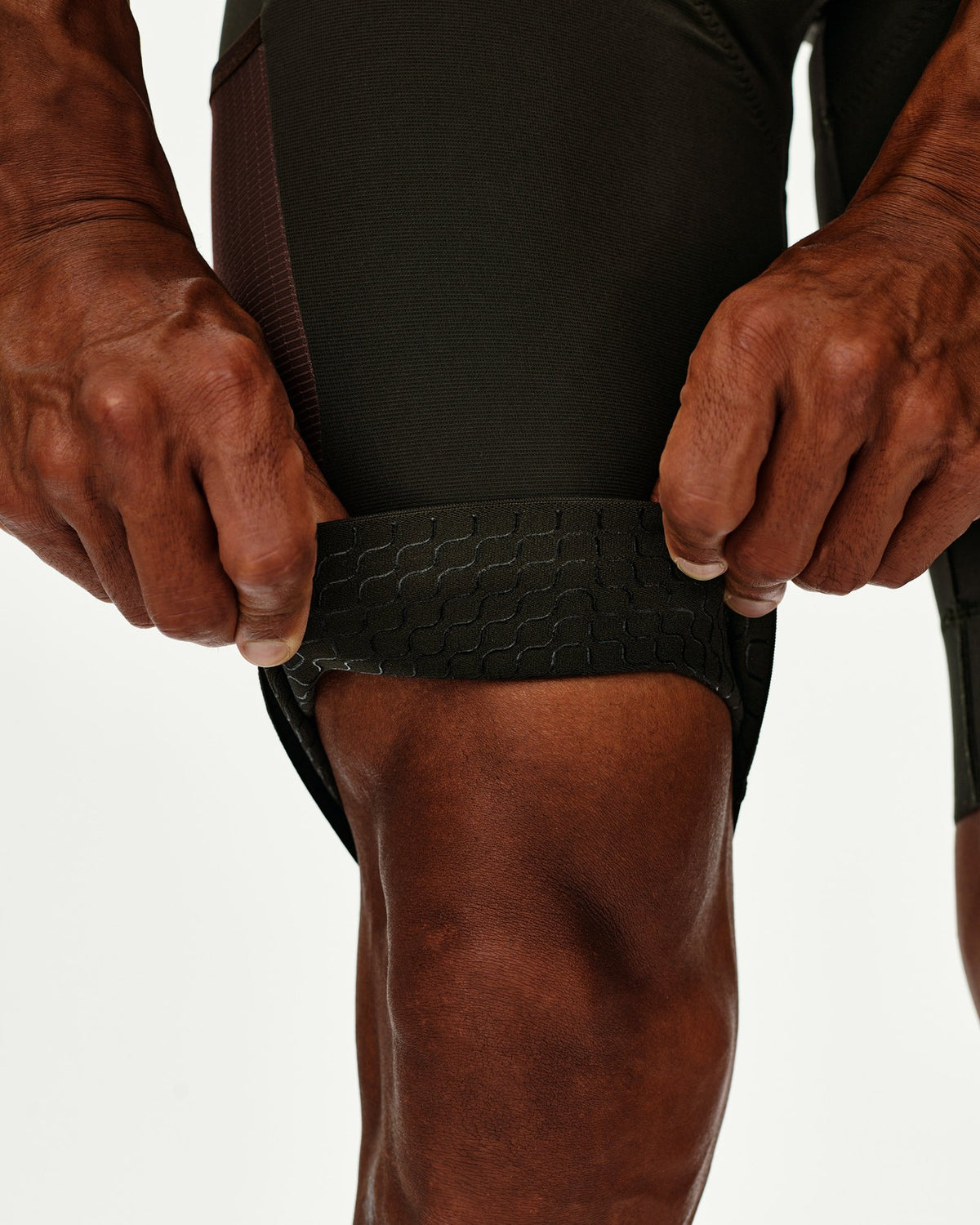 Culotte Pas Normal Studios Escapism Cargo en Dark Olive, vista de detalle #Color_Dark Olive