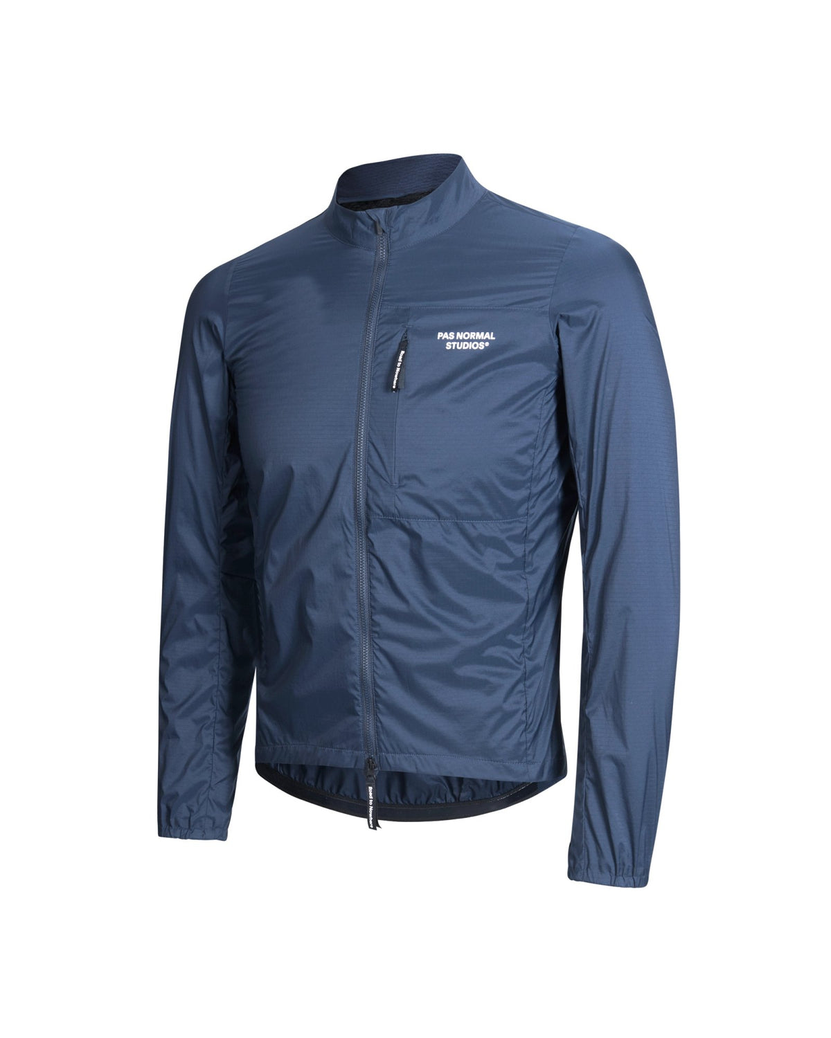 Chaqueta PNS Essential Insulated en Navy, vista lateral #Color_Navy