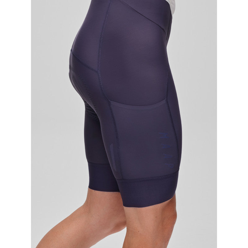 Culotte Corto Maap Team Bib Evo Cargo en Deep Navy, detalle lateral #Color_Deep Navy