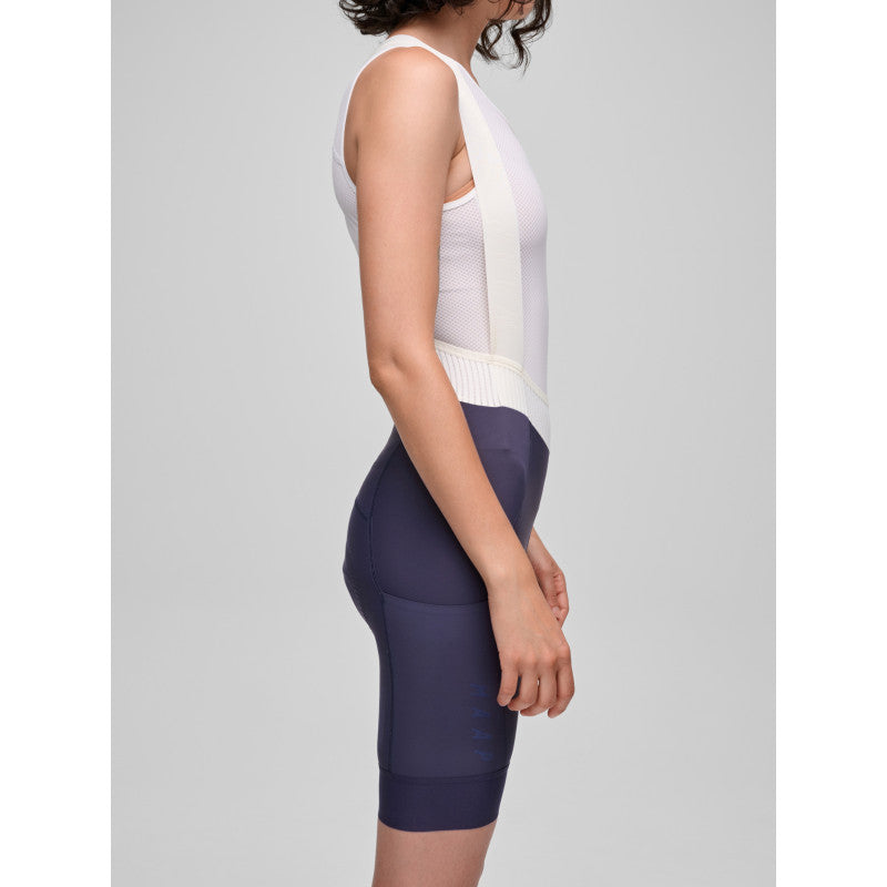 Culotte Corto Mujer Maap Team Bib Evo Cargo en Deep Navy, detalle lateral #Color_Deep Navy