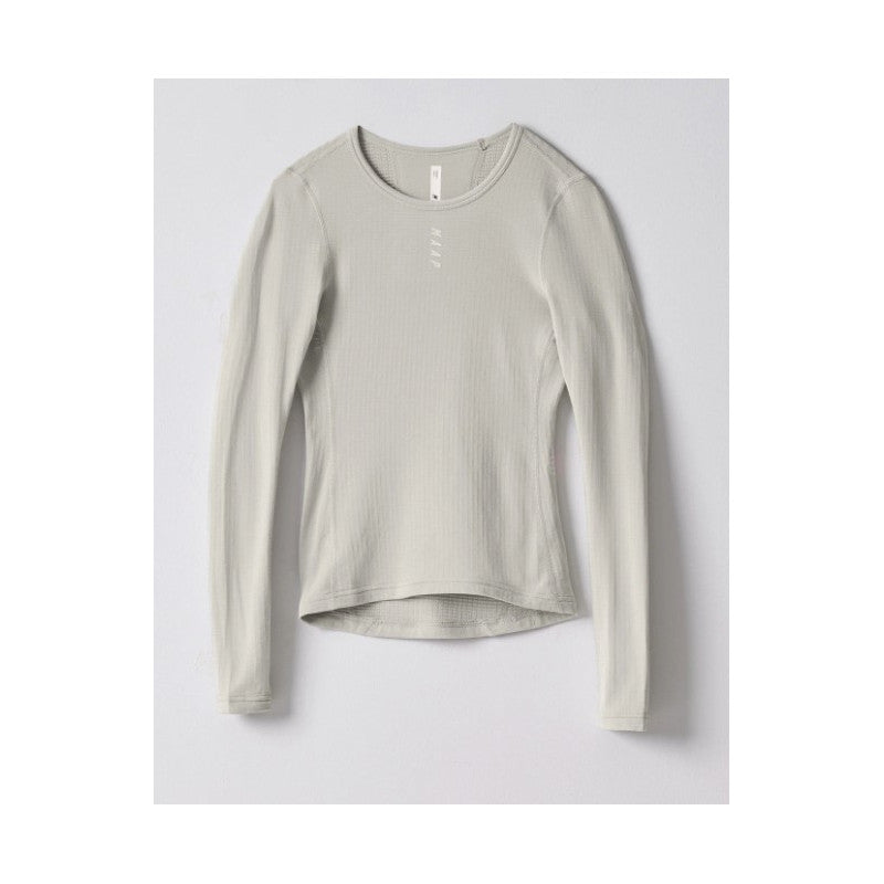 Camiseta Interior Mujer Maap Thermal Base Layer LS Tee en Niebla, producto, vista frontal #Color_Niebla