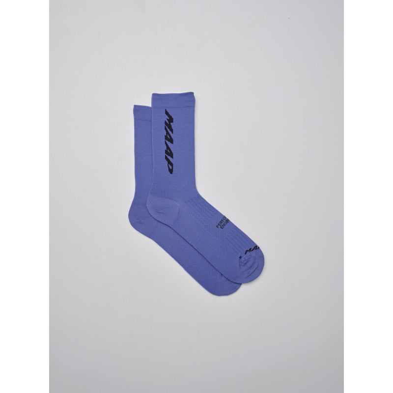 Calcetines Maap Emerge Team Sock en Amparo Blue, producto, vista frontal #Color_Amparo Blue