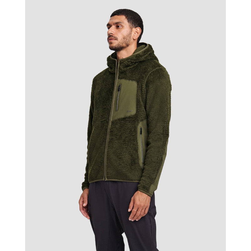 Sudadera Maap Team Hi-Loft Hoodie en Oliva, modelo, vista frontal #Color_Oliva