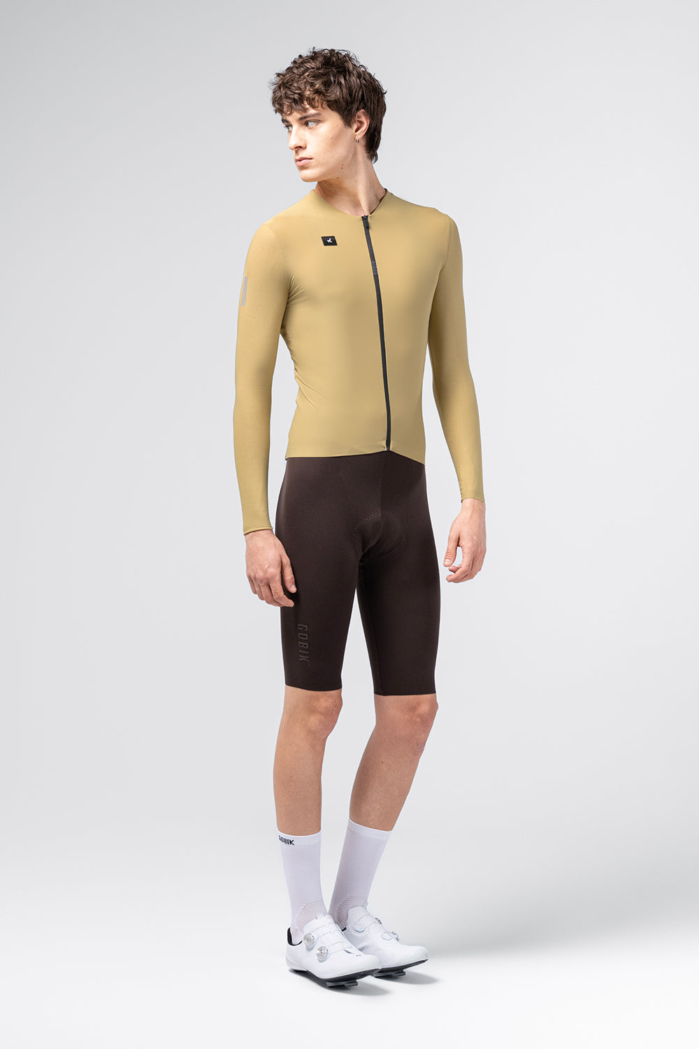 Maillot Gobik Avalon en Keemun, vista frontal sobre modelo #Color_Keemun