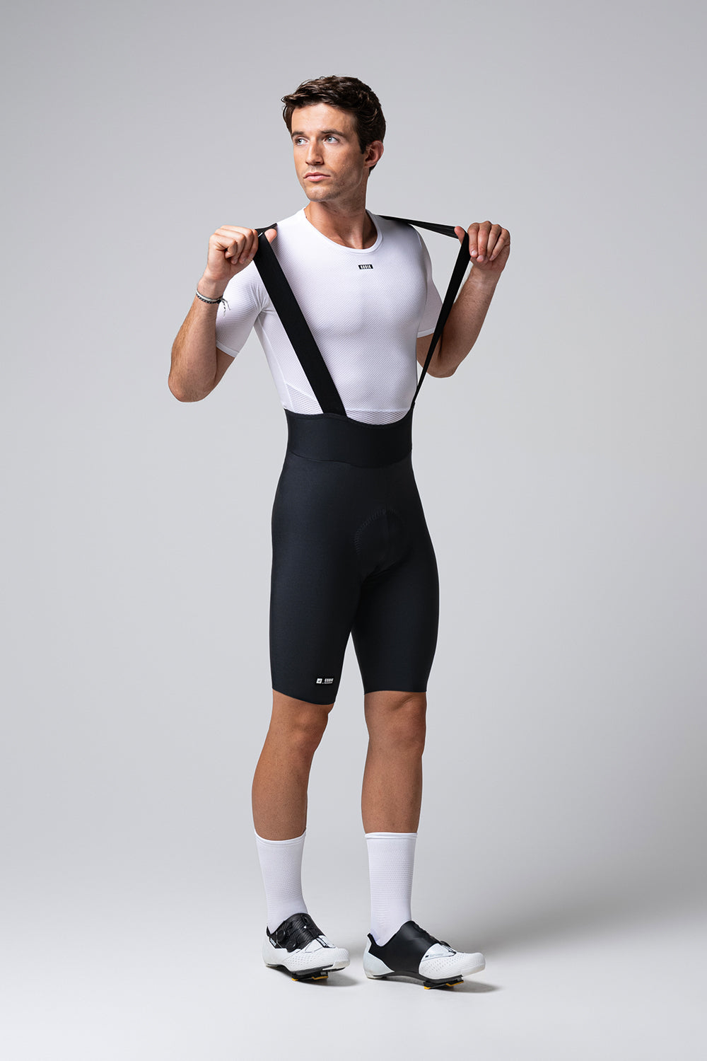 Culotte Corto Gobik Artic Stride en Black, vista frontal sobre modelo #Color_Black
