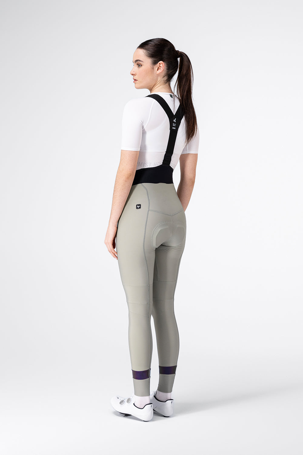 Culotte Largo Mujer Gobik Absolute 8.0 en Leek, vista trasera sobre modelo #Color_Leek