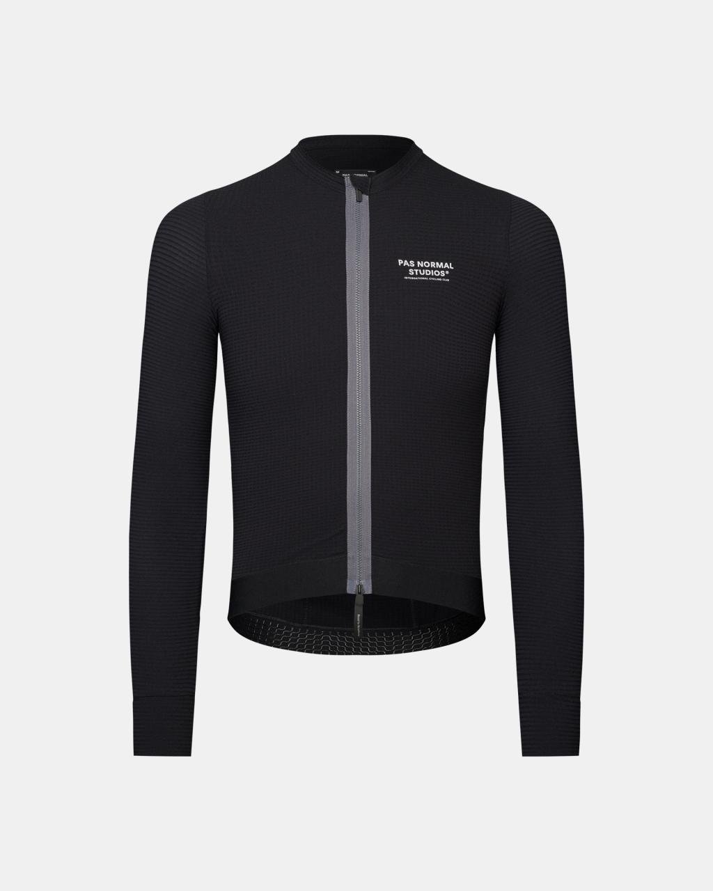 Maillot Largo Pas Normal Studios Escapism en Black, producto plano sobre fondo #Color_Black