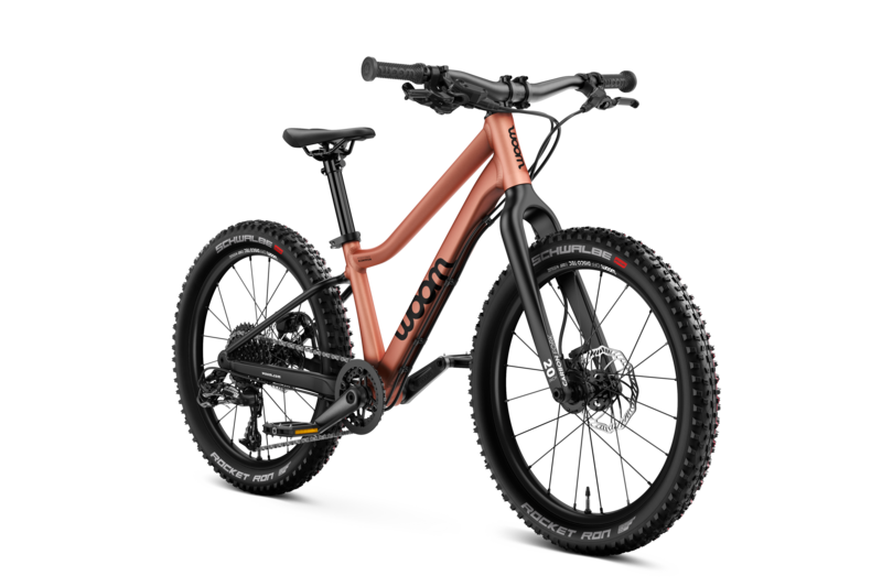 Bicicleta de Montaña Infantil woom OFF 4 en Cobre terra, perspectiva #Color_Cobre terra