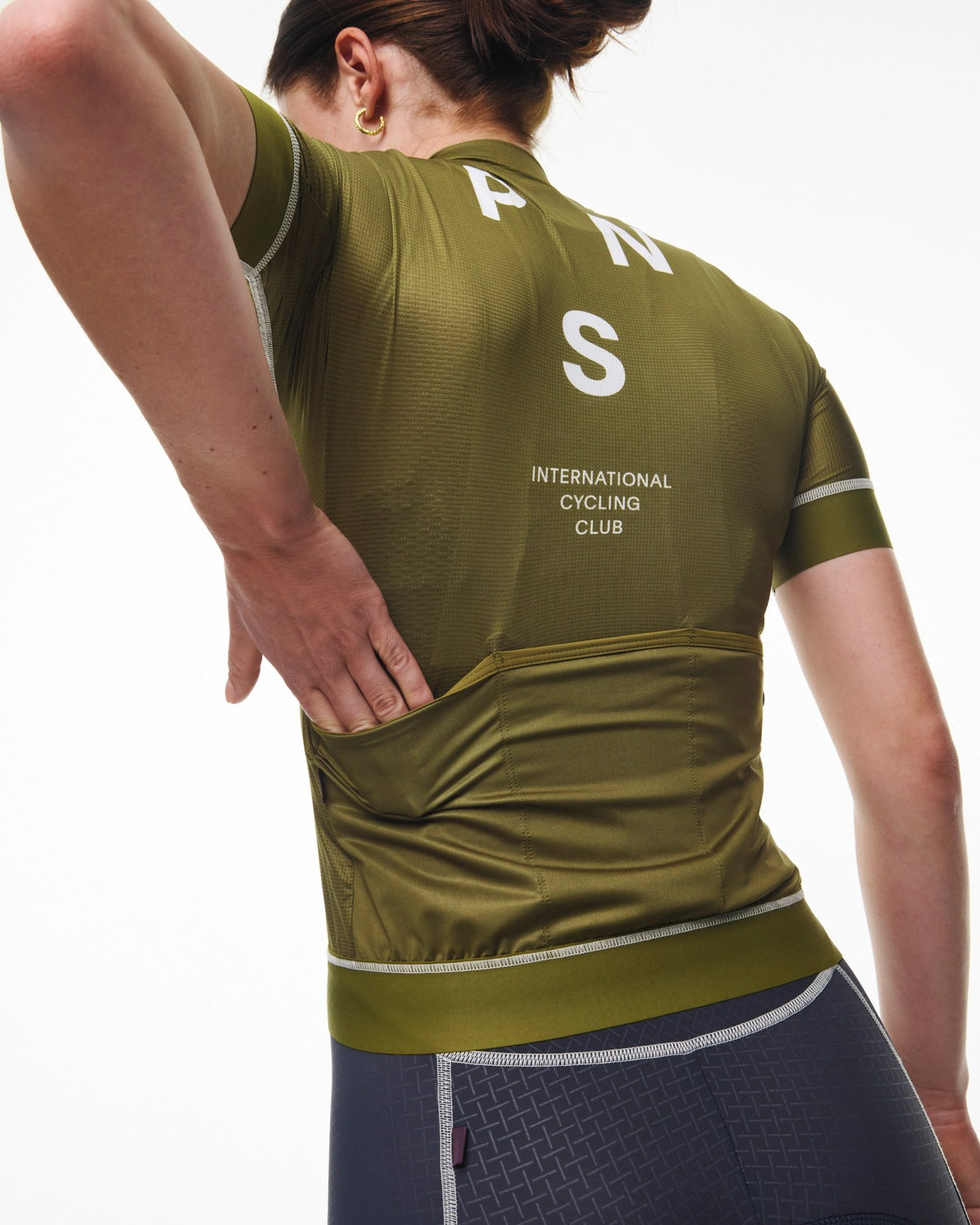 Maillot Corto Mujer Pas Normal Studios Mechanism en Deep Green, foto de modelo trasera #Color_Deep Green