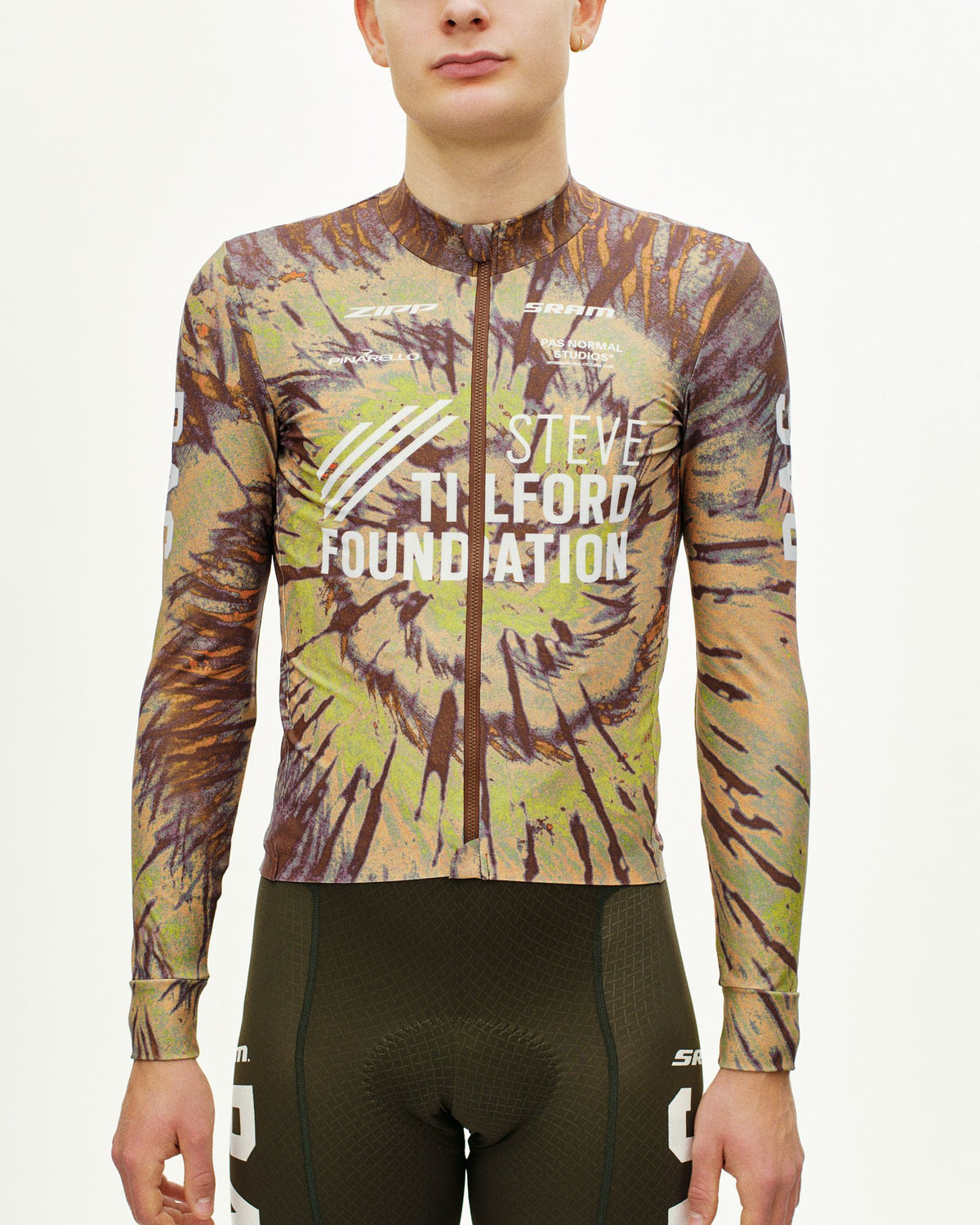 Maillot largo Pas Normal Studios STFR Mechanism en STFR Beige, sobre el ciclista #Color_STFR Beige