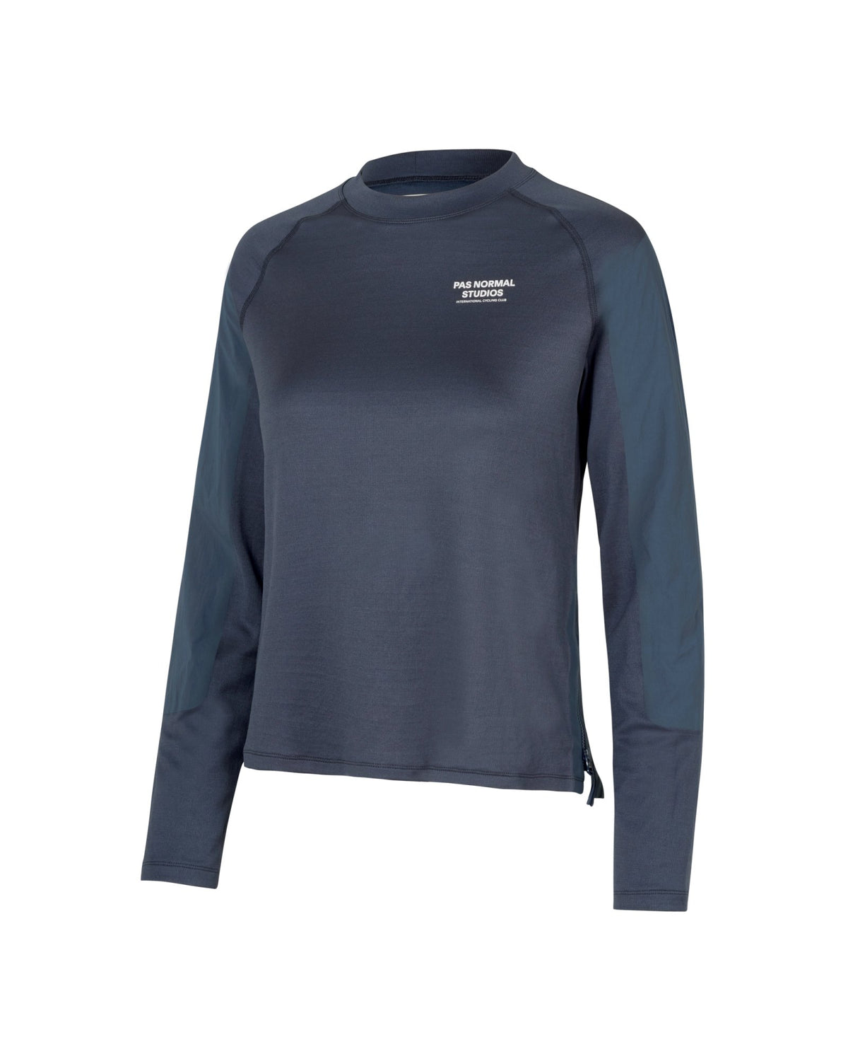 Camiseta técnica larga de mujer Pas Normal Studios Escapism en Classic Blue, vista frontal en percha #Color_Classic Blue