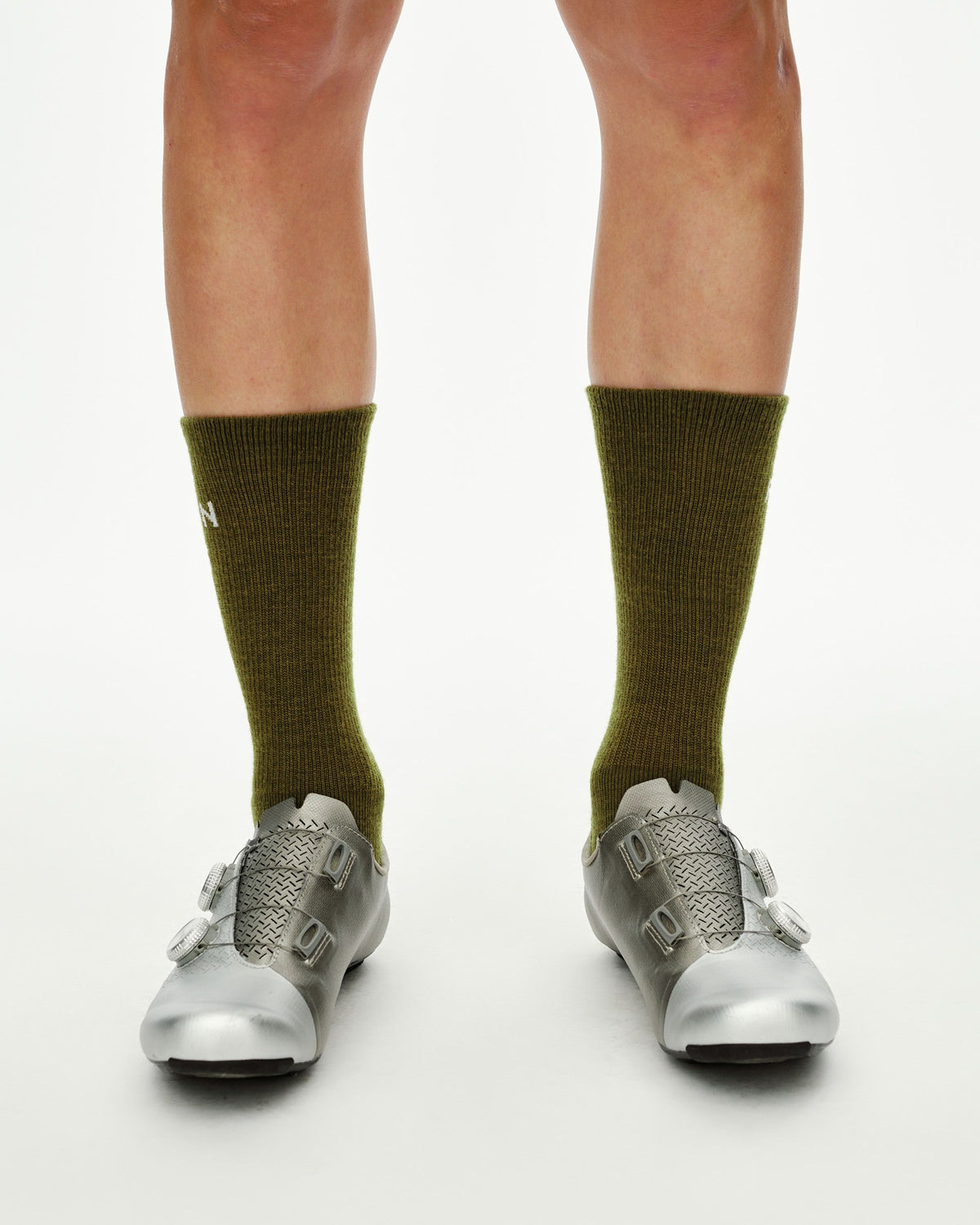 Deep Winter Wool Socks Khaki Green vista frontal #Color_Khaki Green