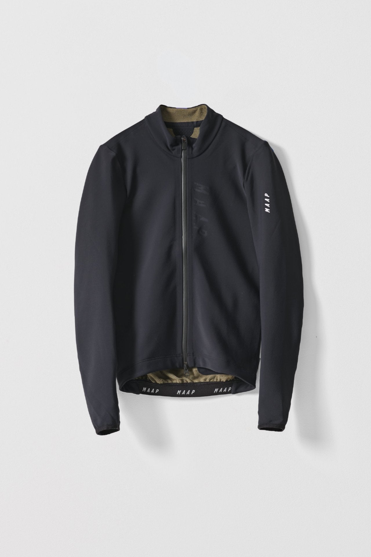 Chaqueta MAAP Apex Winter Jacket 2.0 en Black, vista de detalle #Color_Black
