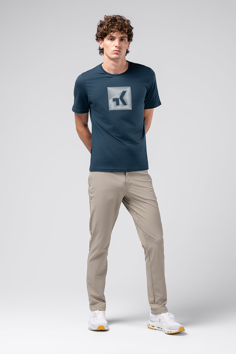Camiseta Gobik Overlines 2.0, Spellbound, foto 1 #Color_Azul marino