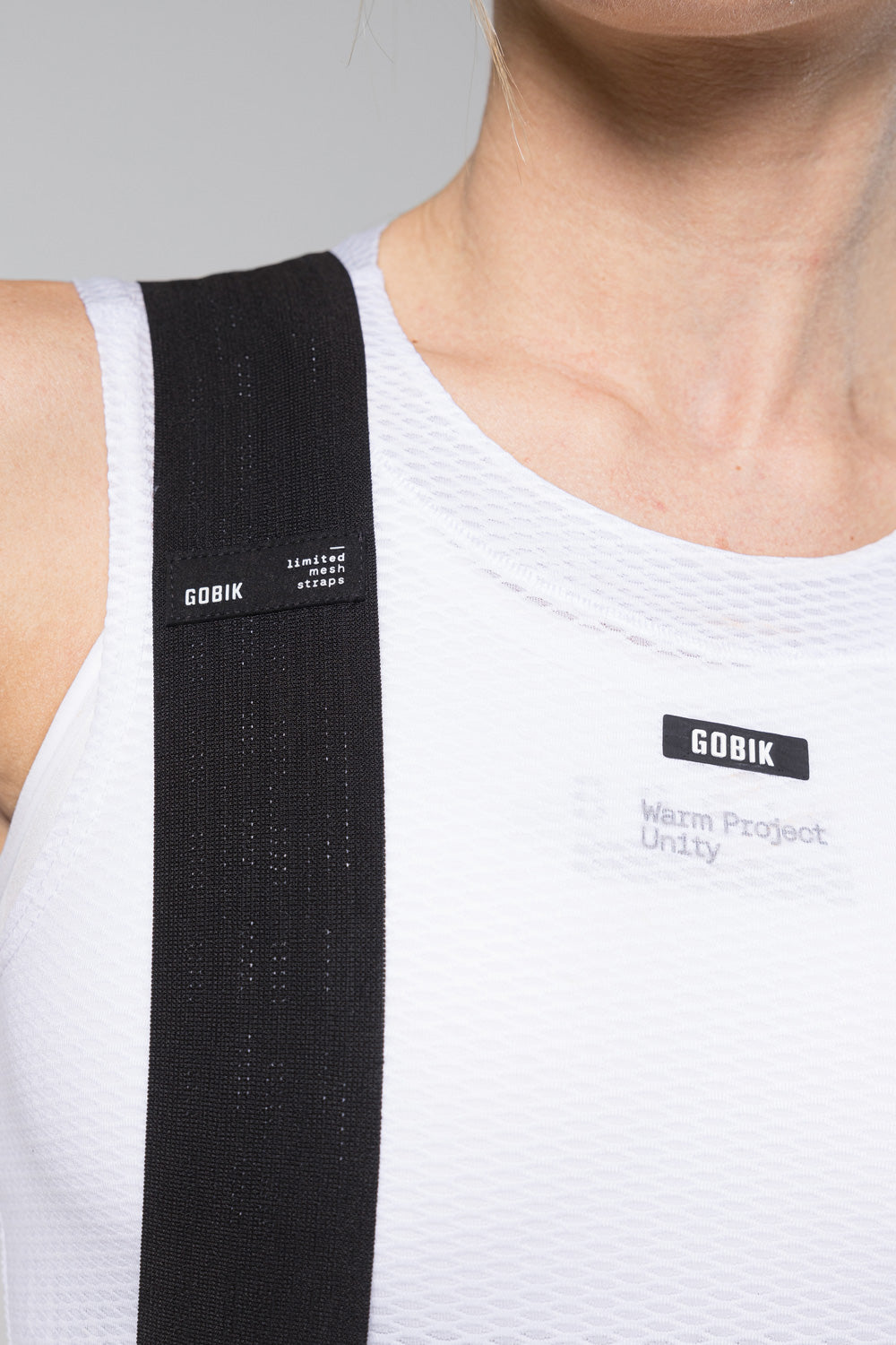 Culotte Corto Mujer Gobik Limited 6.0 en Black, detalle de las cintas de los hombros #Color_Black