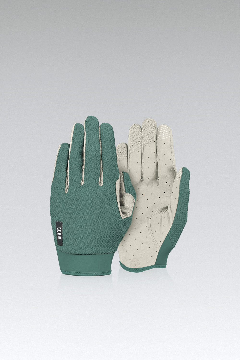 Guantes Gobik Lynx 2.0 en Hedge Green, bodegón del par de guantes largos con el dorso verde y la palma beige #Color_Hedge Green