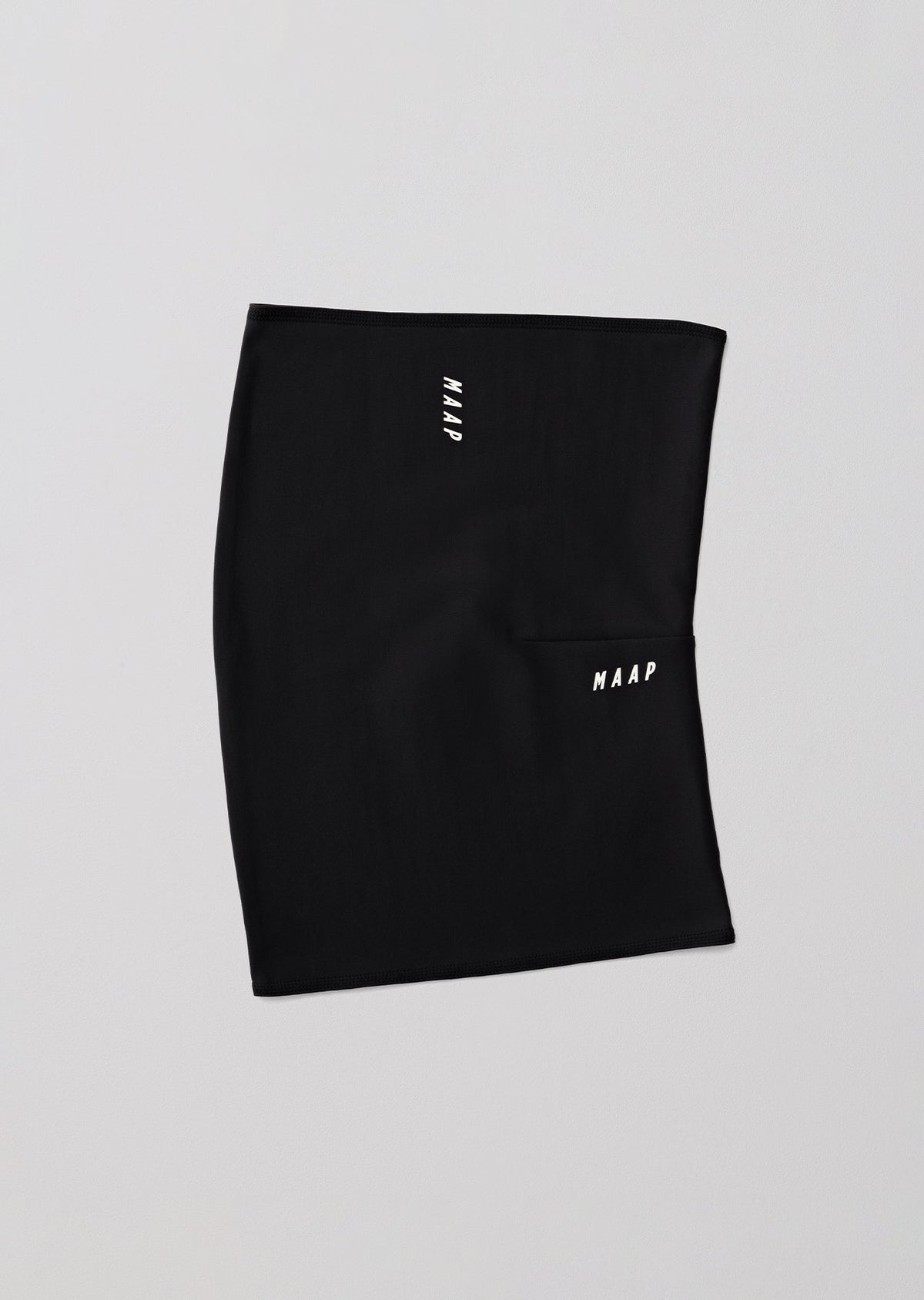 Braga de cuello MAAP Neck Warmer en Black, imagen principal #Color_Black