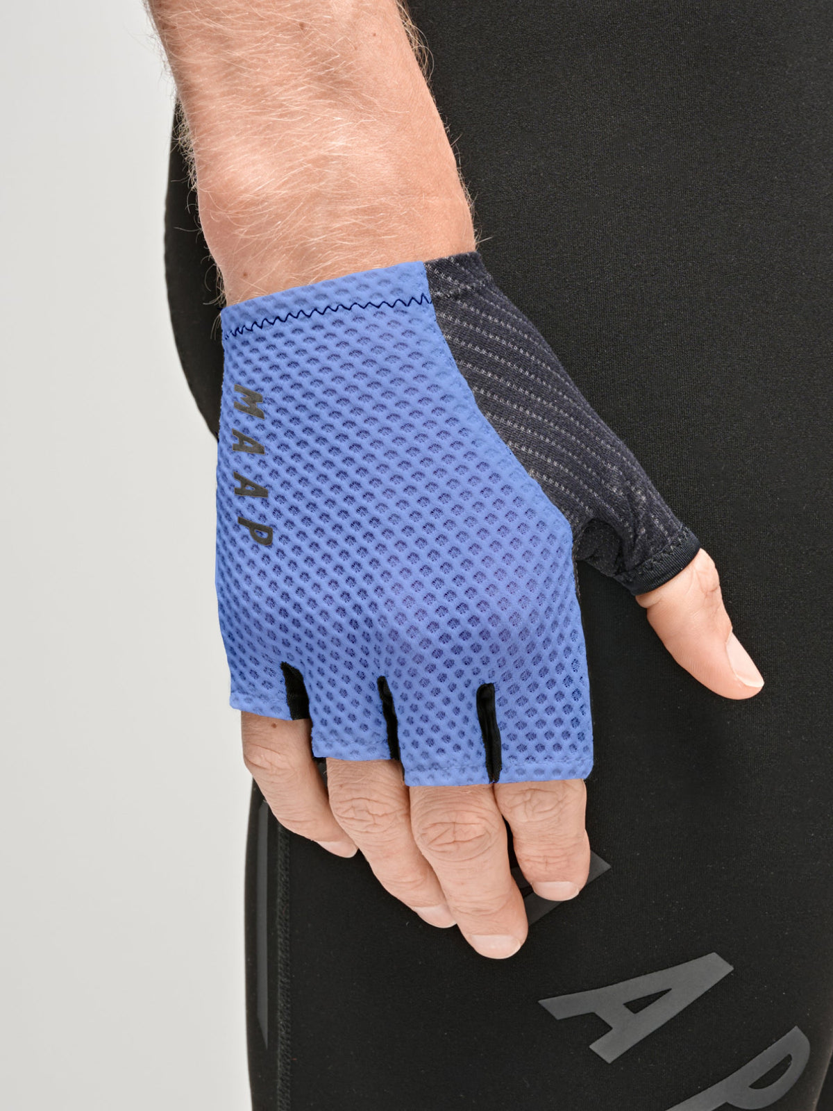 Pro Race Mitt color Amparo Blue (vista 2) - MAAP