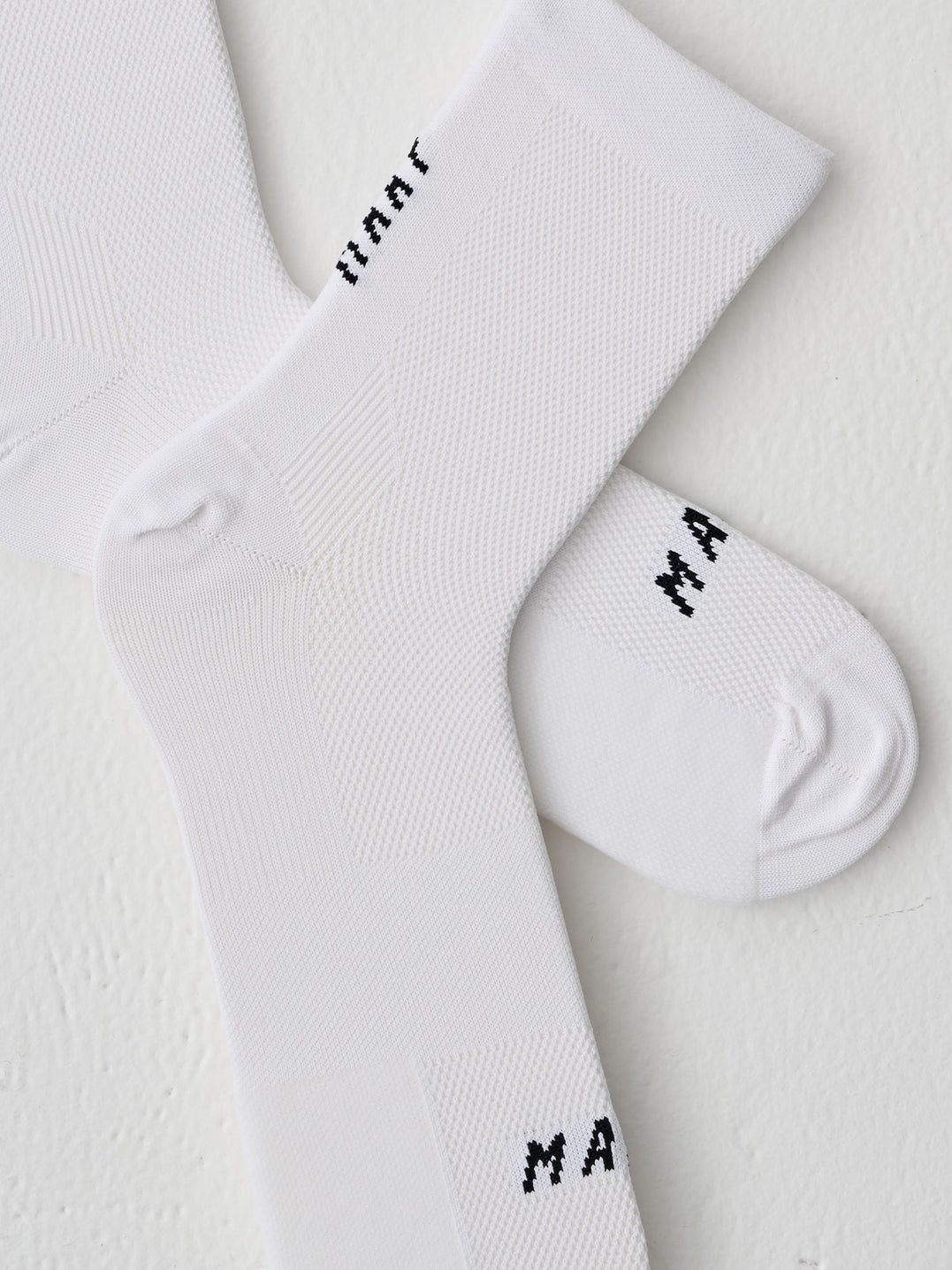 Calcetines Maap Division Mono Sock Short Blanco detalle #Color_Blanco