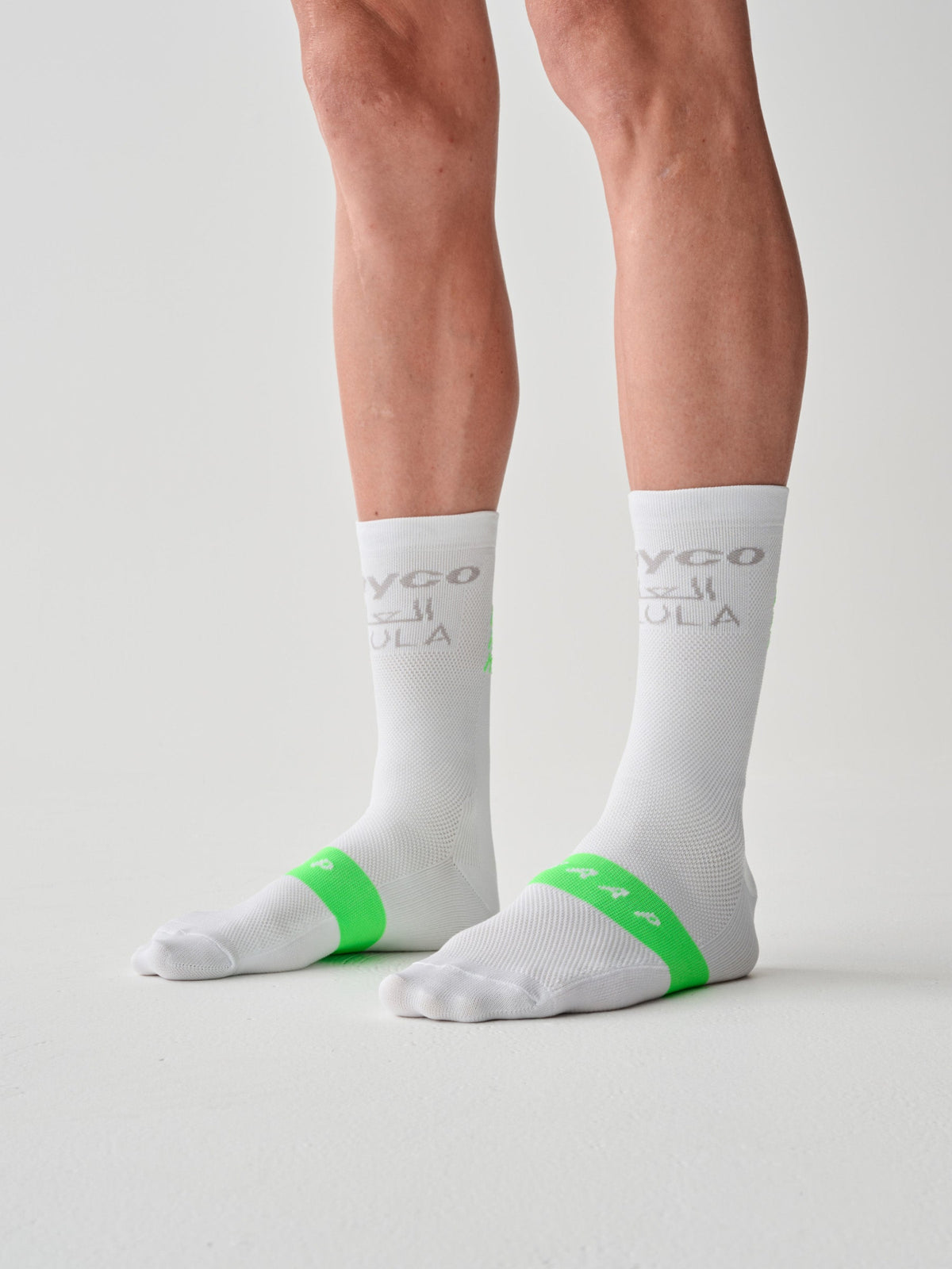 Calcetines MAAP WorldTour Sock en White/GreenEDGE, imagen principal #Color_White/GreenEDGE