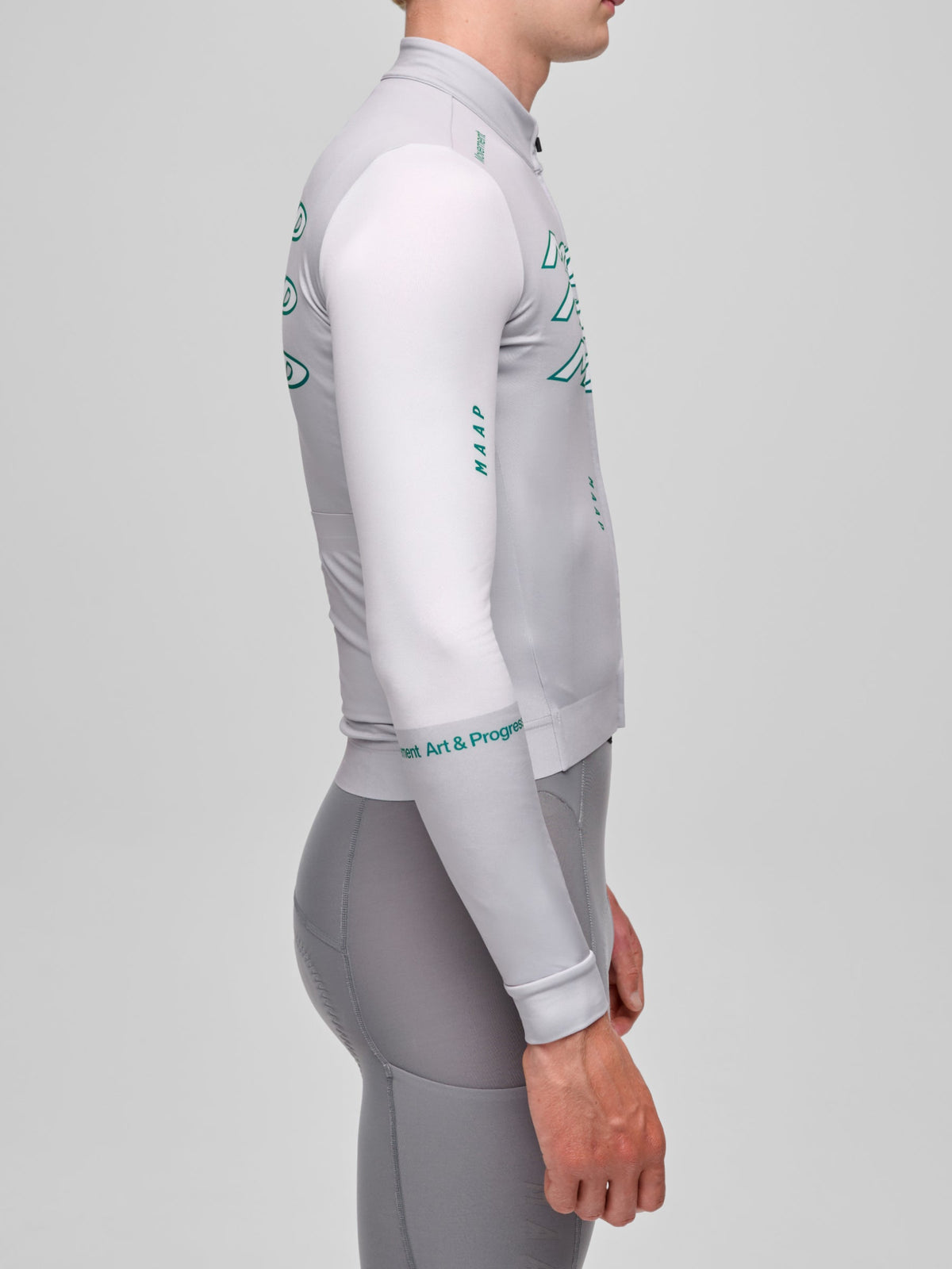 Maillot térmico MAAP Pulse Thermal LS Jersey en Flint, detalle de la prenda #Color_Flint