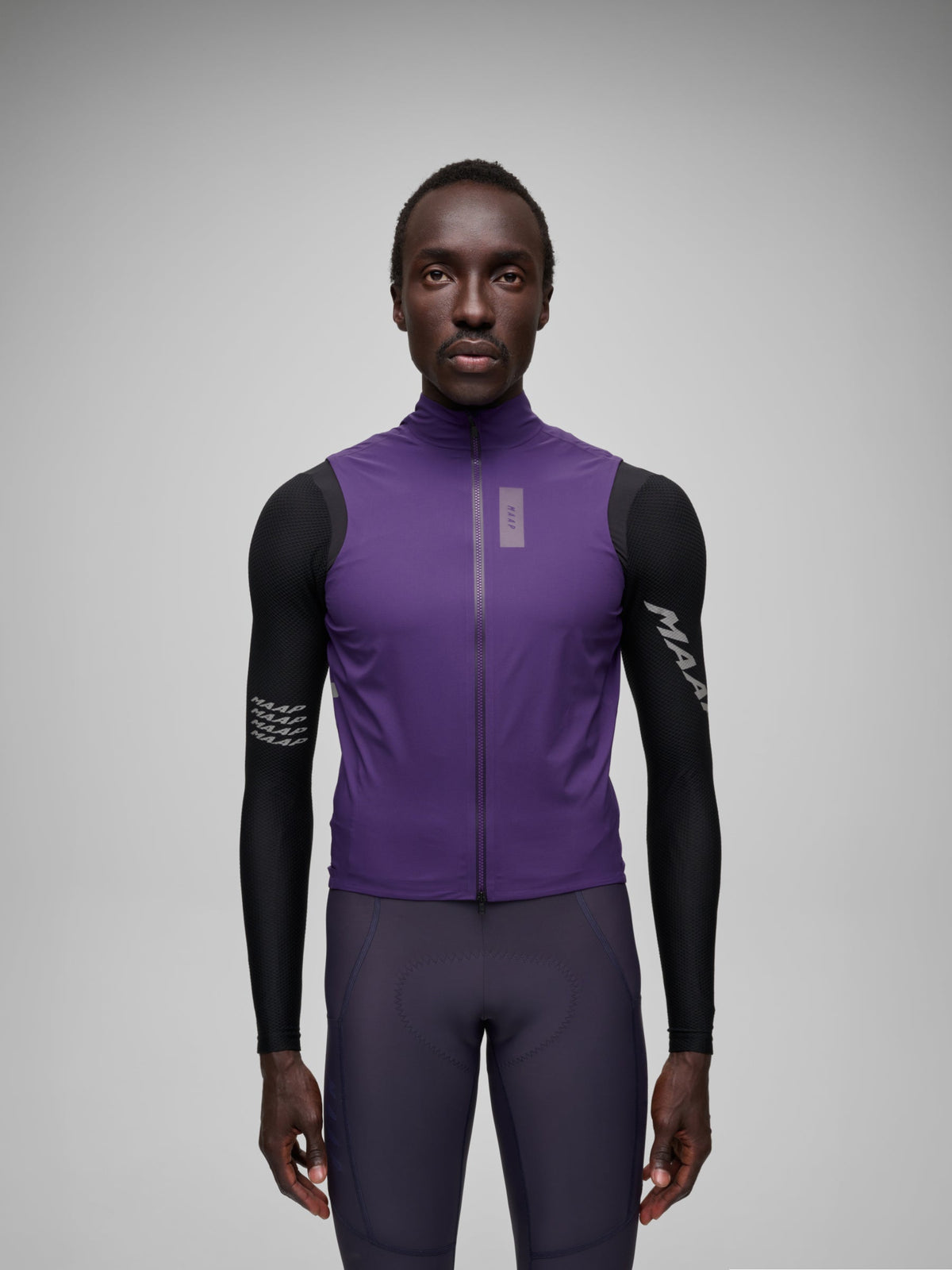 Chaleco MAAP Pro Atmos Vest en Phantom Purple, imagen principal #Color_Phantom Purple