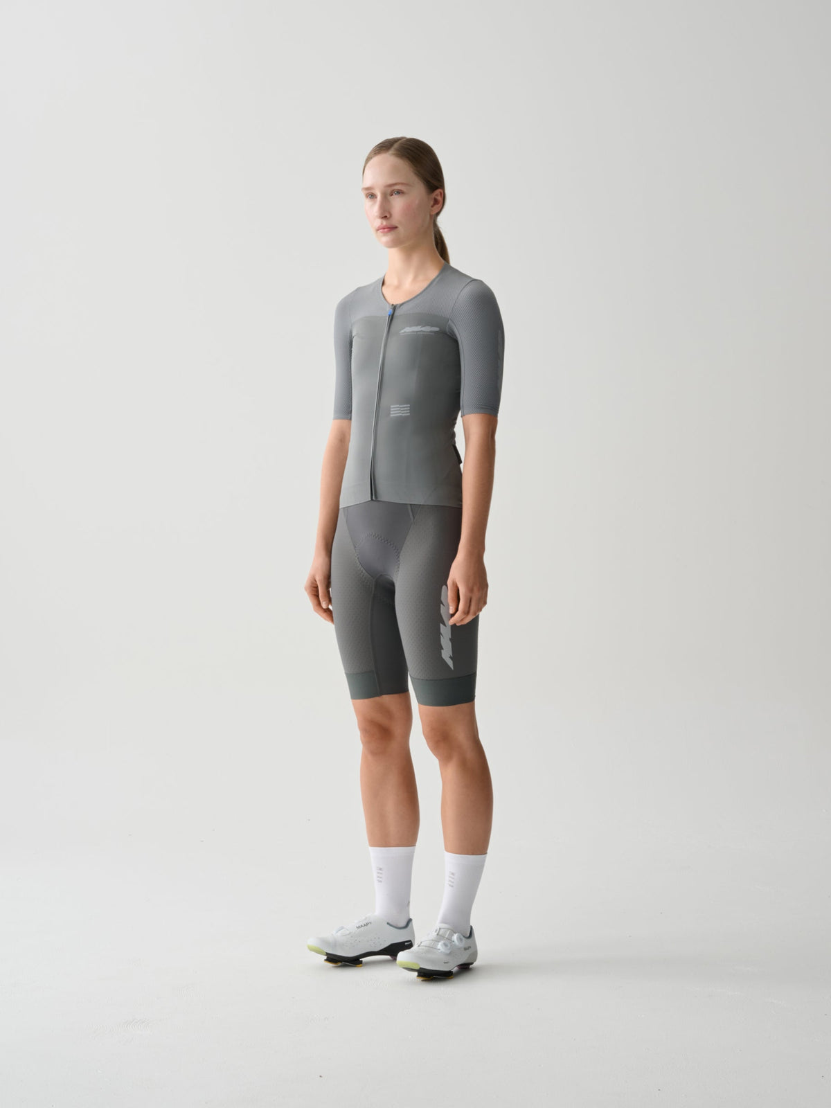 Culotte corto de mujer MAAP Eclipse Pro Bib 2.0 en Dark Shadow, imagen principal #Color_Dark Shadow