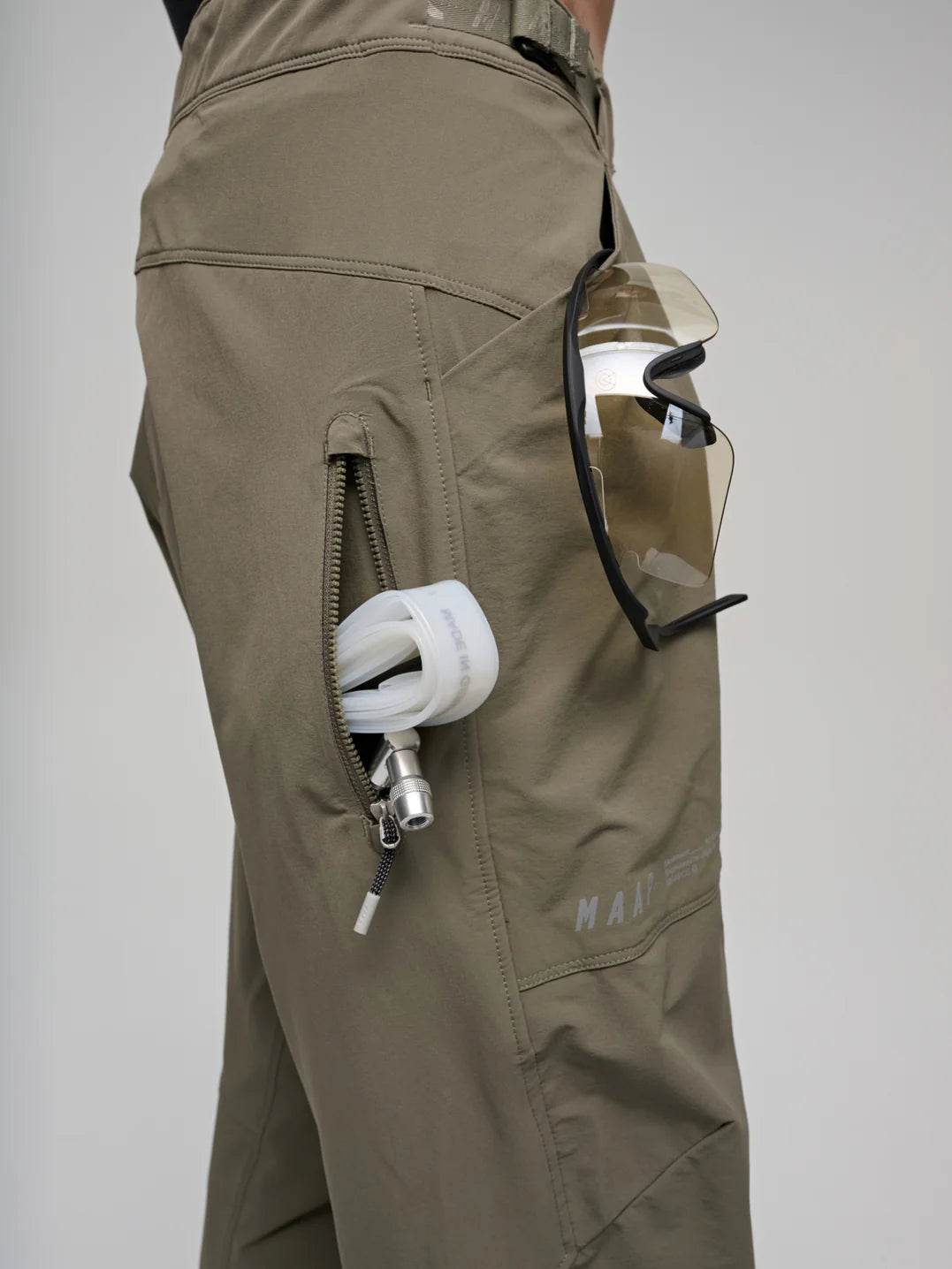 Pantalones Maap Alt Road Pant