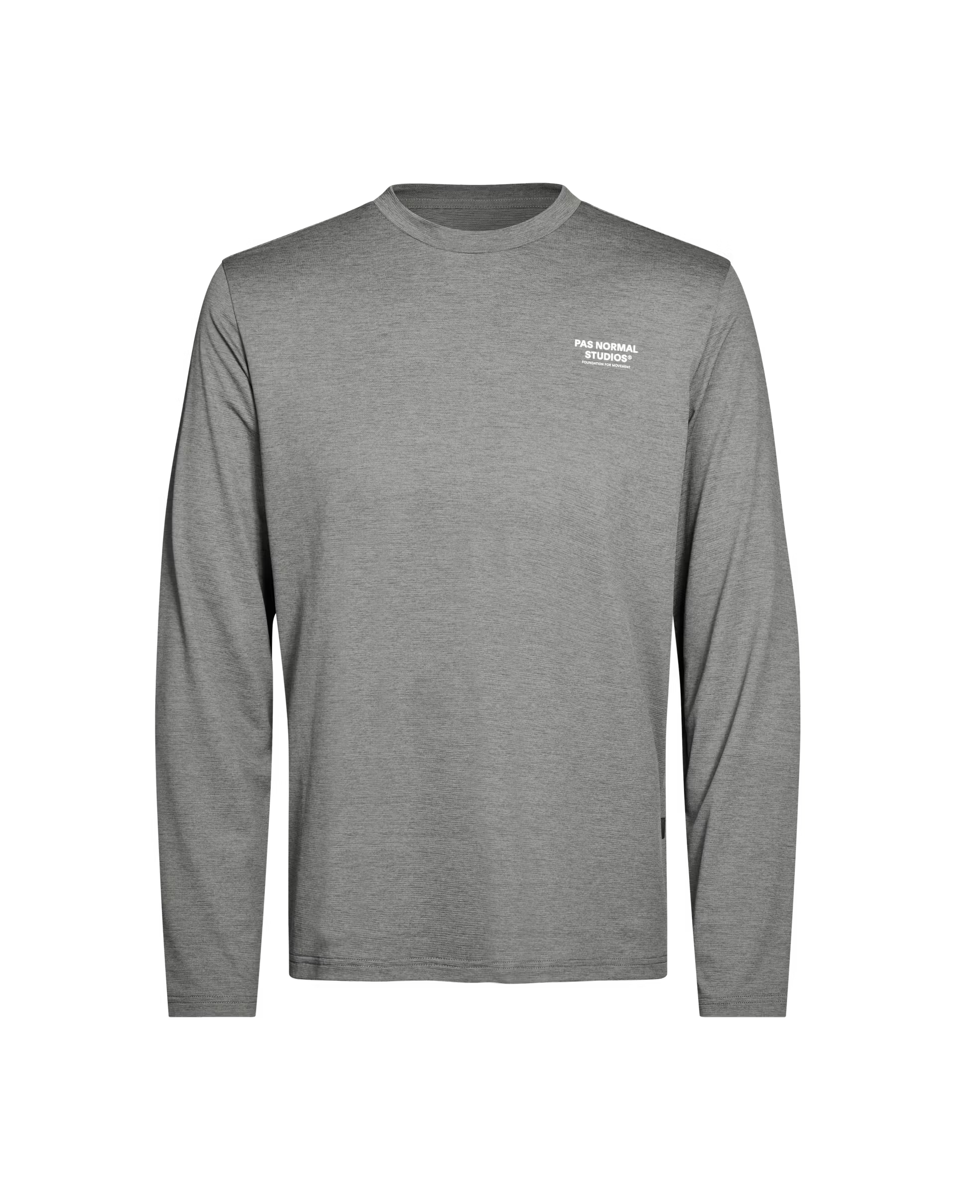 Camiseta Manga Larga Balance Pas Normal Studios