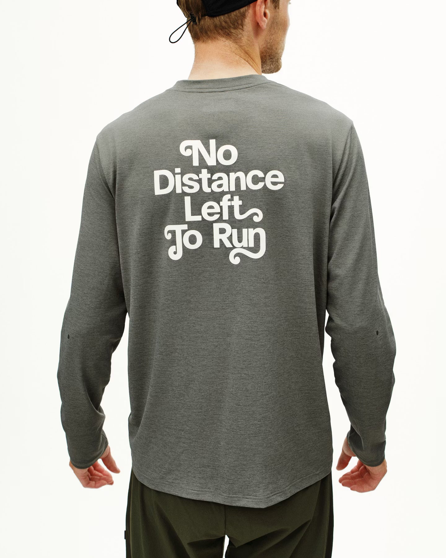 Camiseta Manga Larga Balance Pas Normal Studios