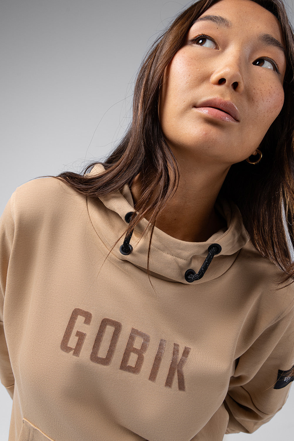 Sudadera con Capucha Mujer Gobik Trailblaze, Cartouche, foto 2 #Color_Beige