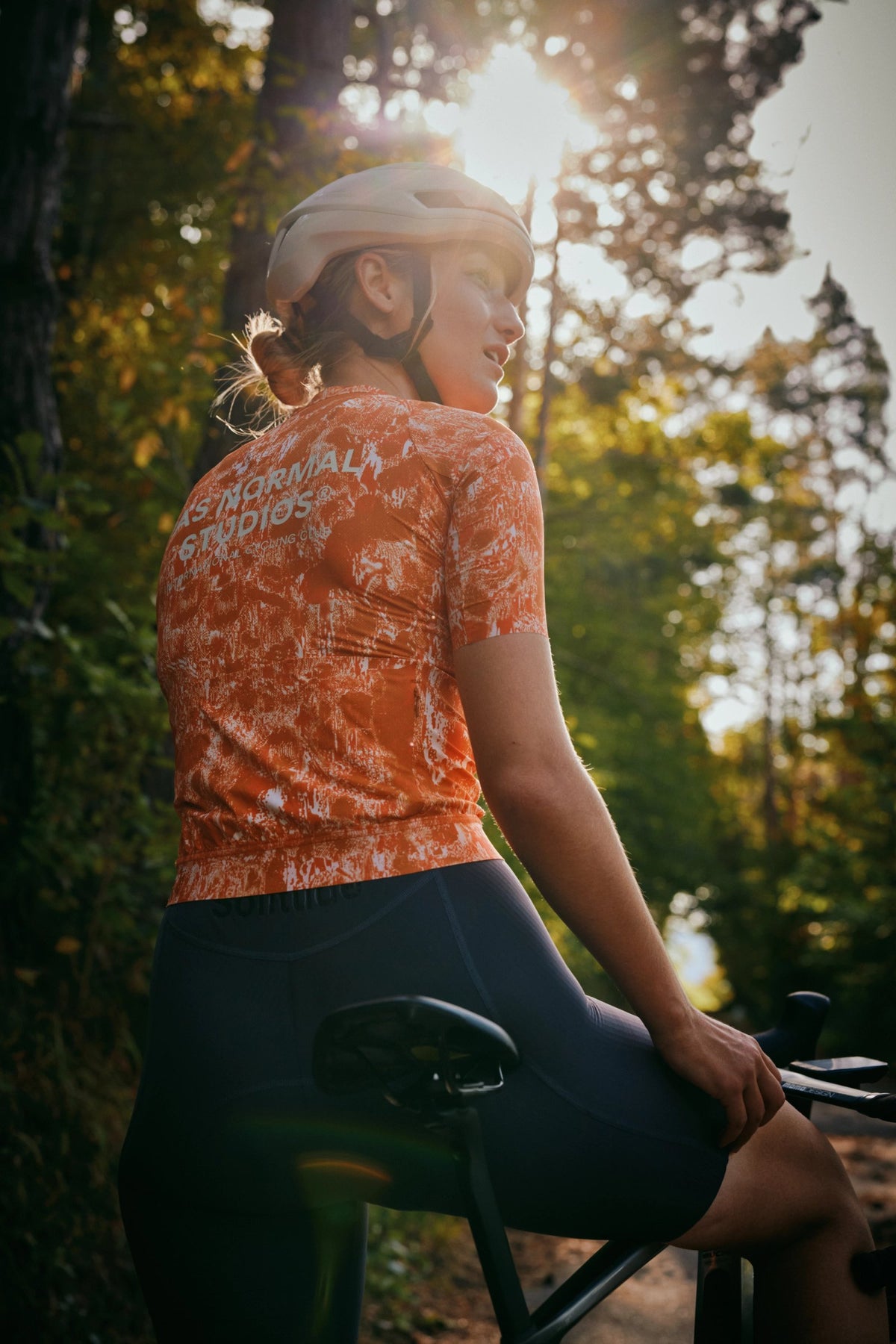 Maillot Mujer Pas Normal Studios Solitude Late Drop en Orange, en ruta #Color_Orange