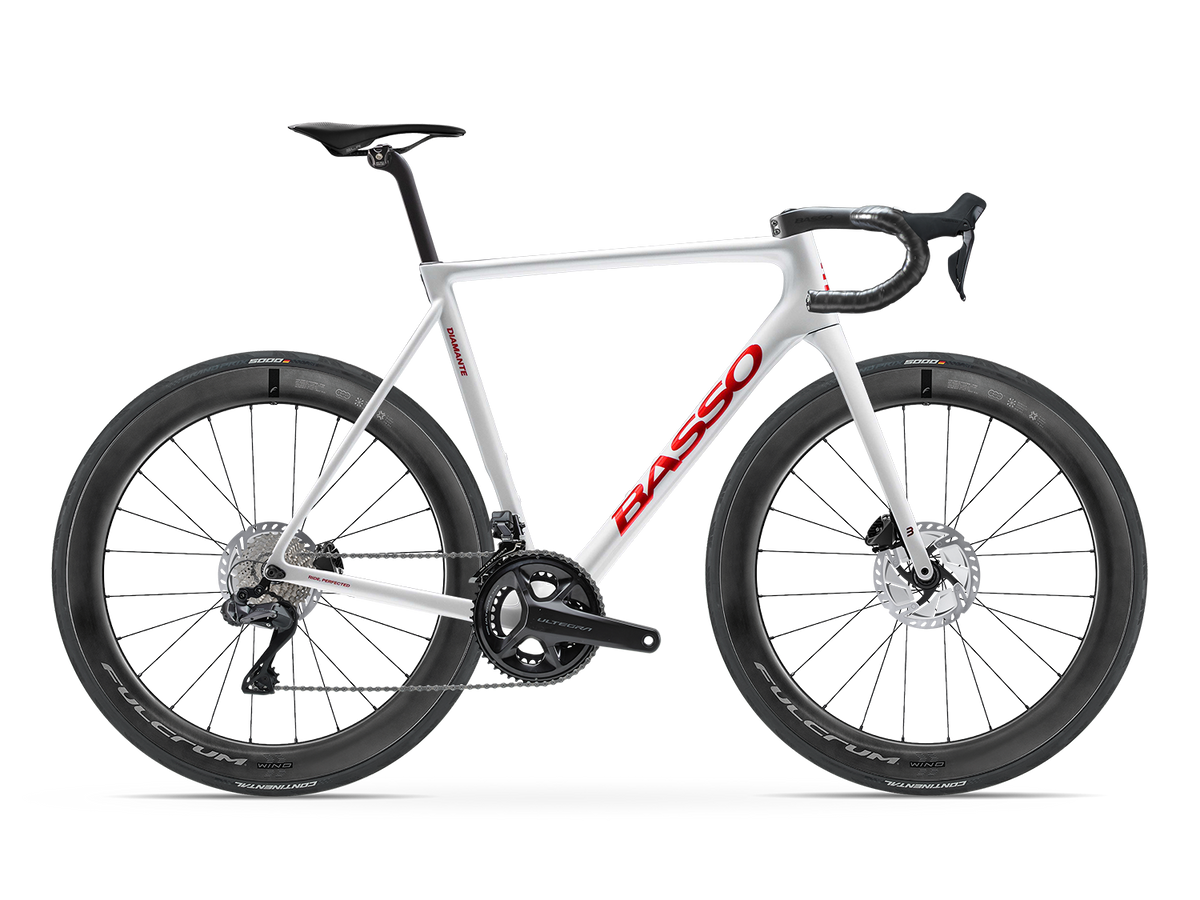 Bicicleta Basso Diamante Ultegra 8170 Di2 White Fire con ruedas Fulcrum Wind 57 — render corregido
