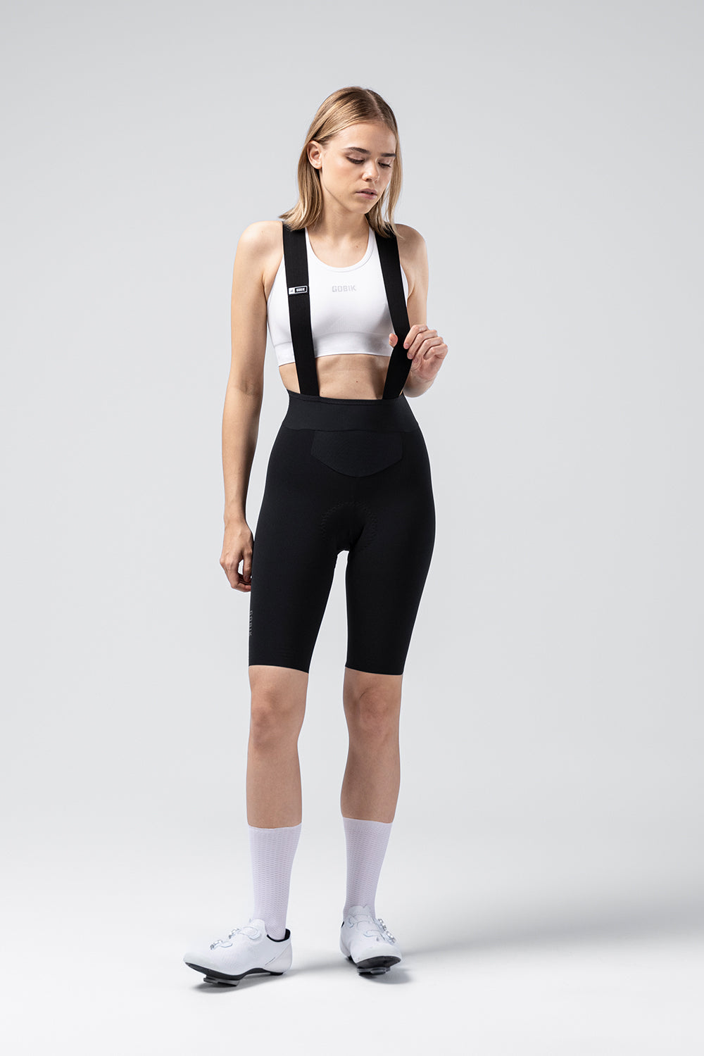 Culotte Corto Mujer Gobik Lancer en Black, vista frontal sobre modelo #Color_Black