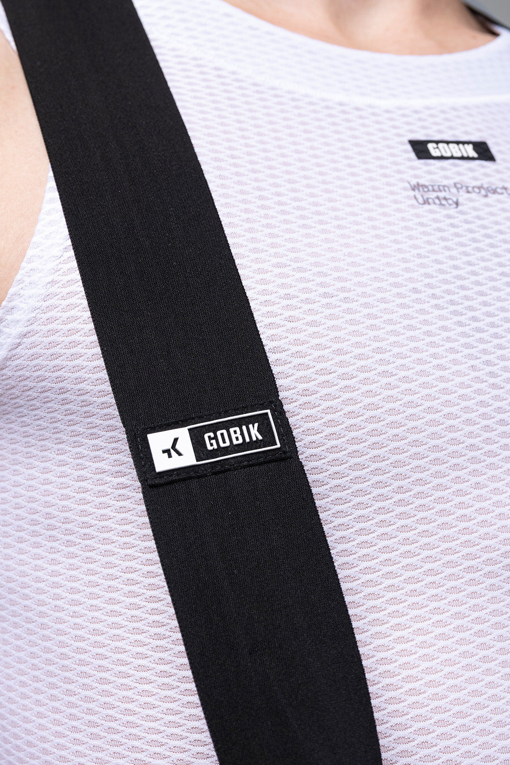 Culotte Corto Gobik X en Ultrablue, detalle del tirante #Color_Ultrablue