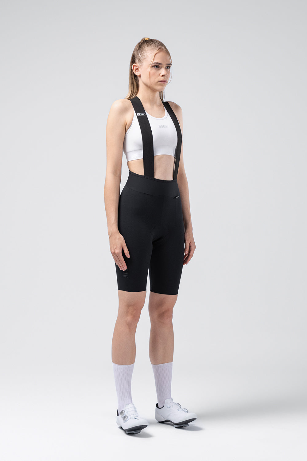 Culotte Corto Mujer Gobik X en Black, vista frontal sobre modelo #Color_Black